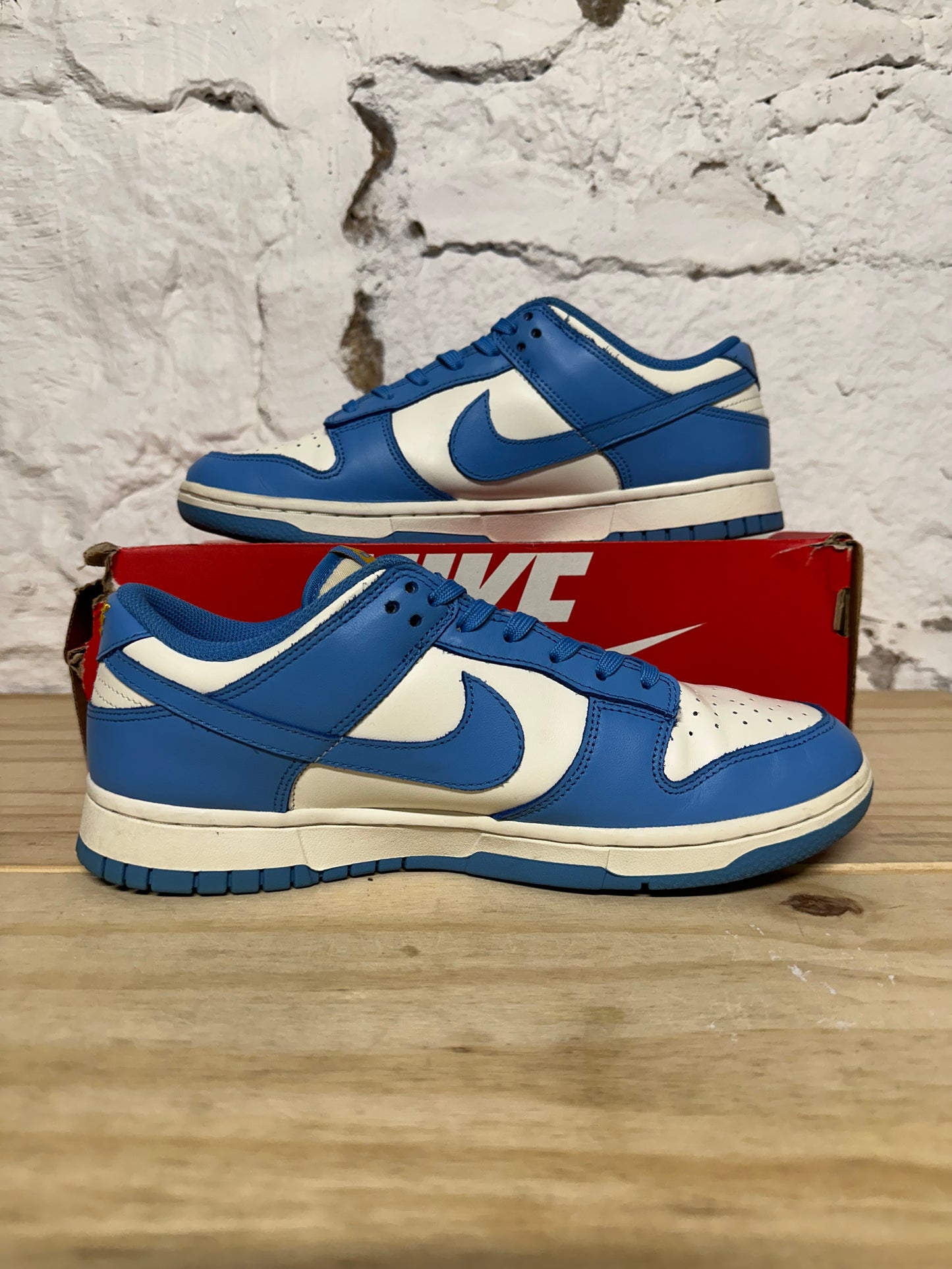Nike Dunk Low Coast Sz 8.5 (10W)