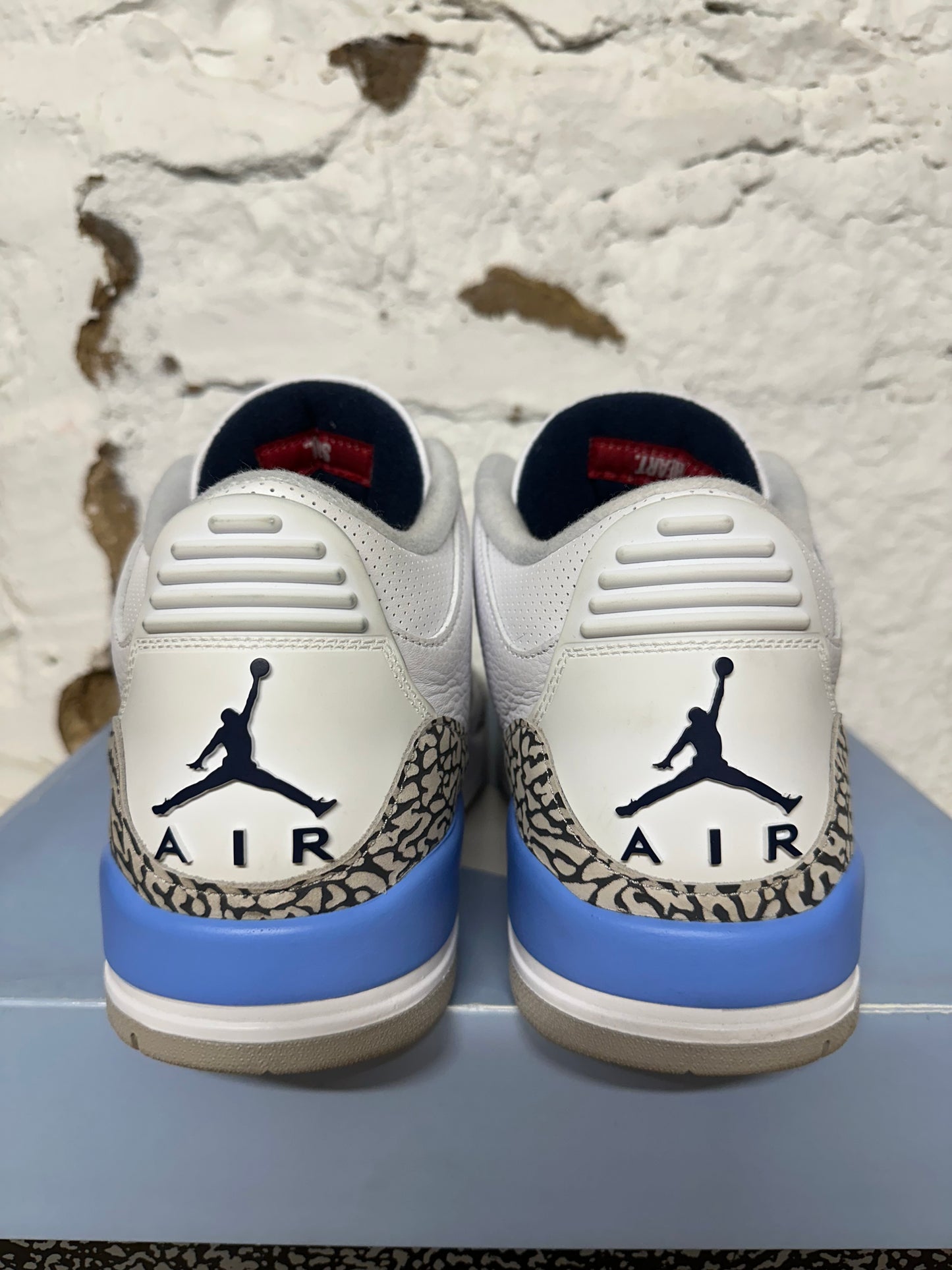 Air Jordan 3 UNC Sz 13