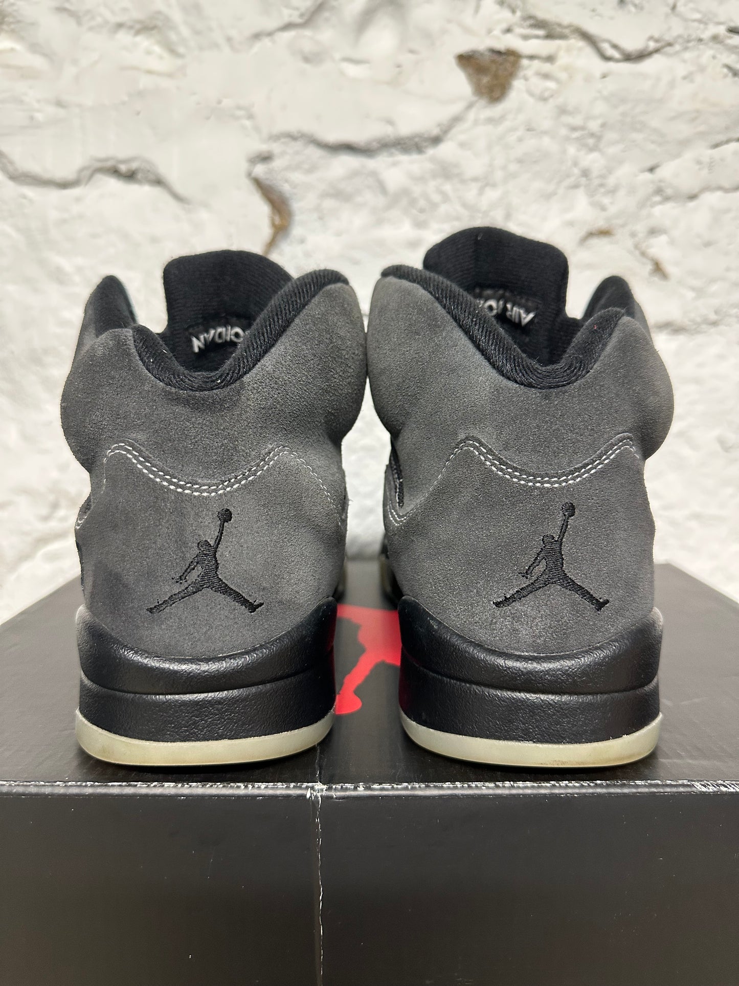 Air Jordan 5 Anthracite Sz 10.5
