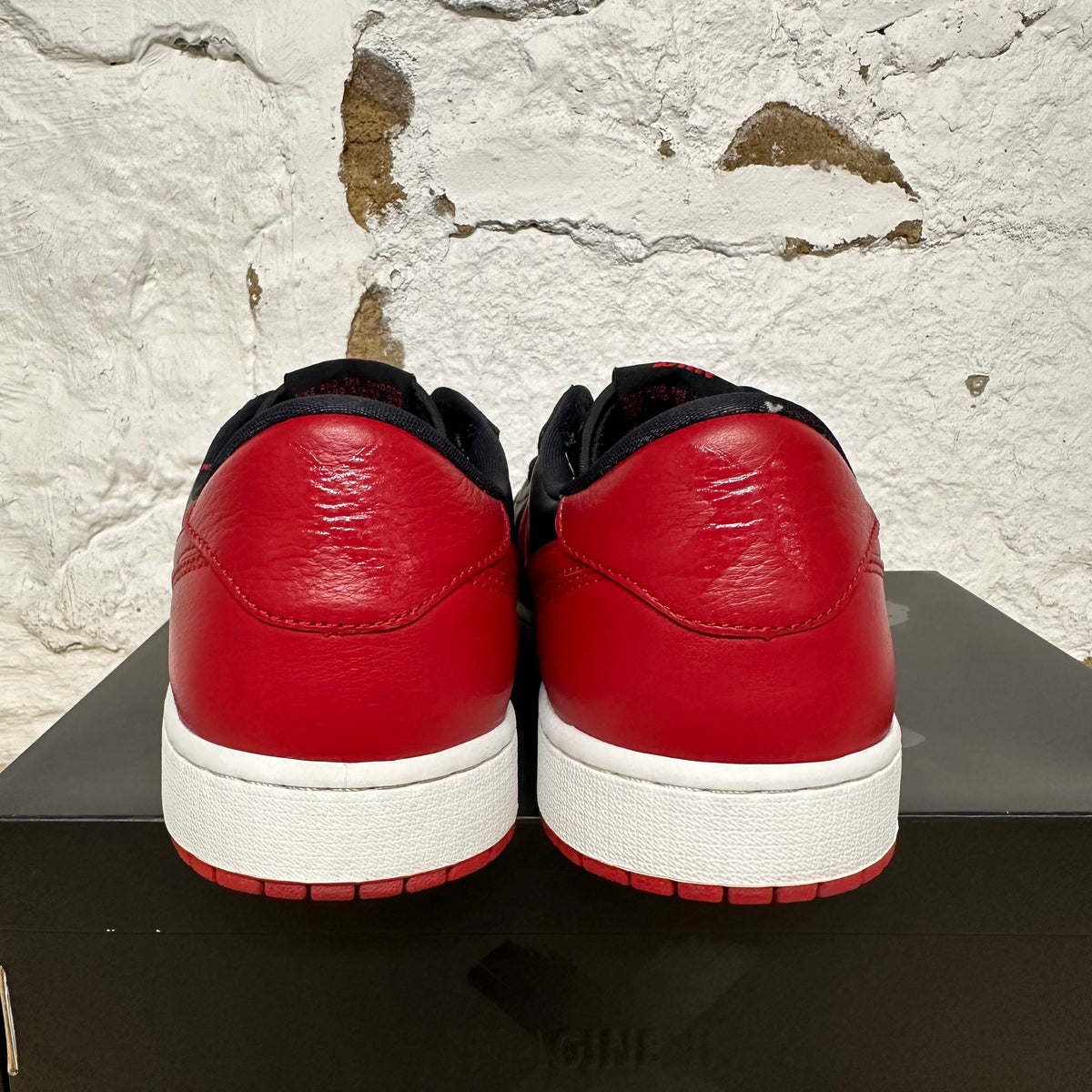 Air Jordan 1 Low Banned Sz 13