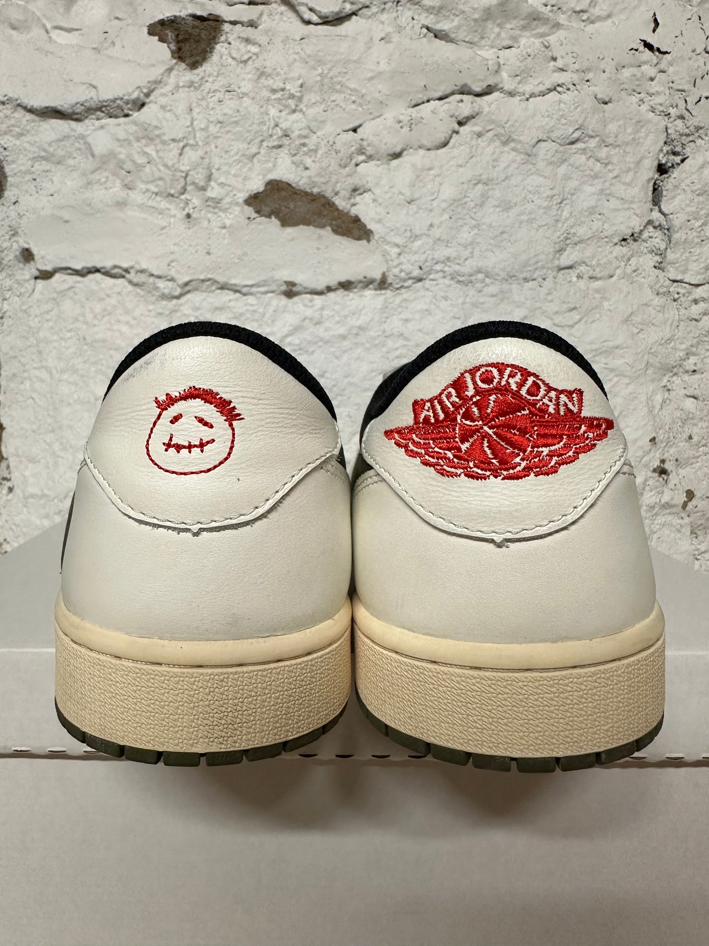 Air Jordan 1 Low Travis Scott Olive Sz 12.5 (14W)