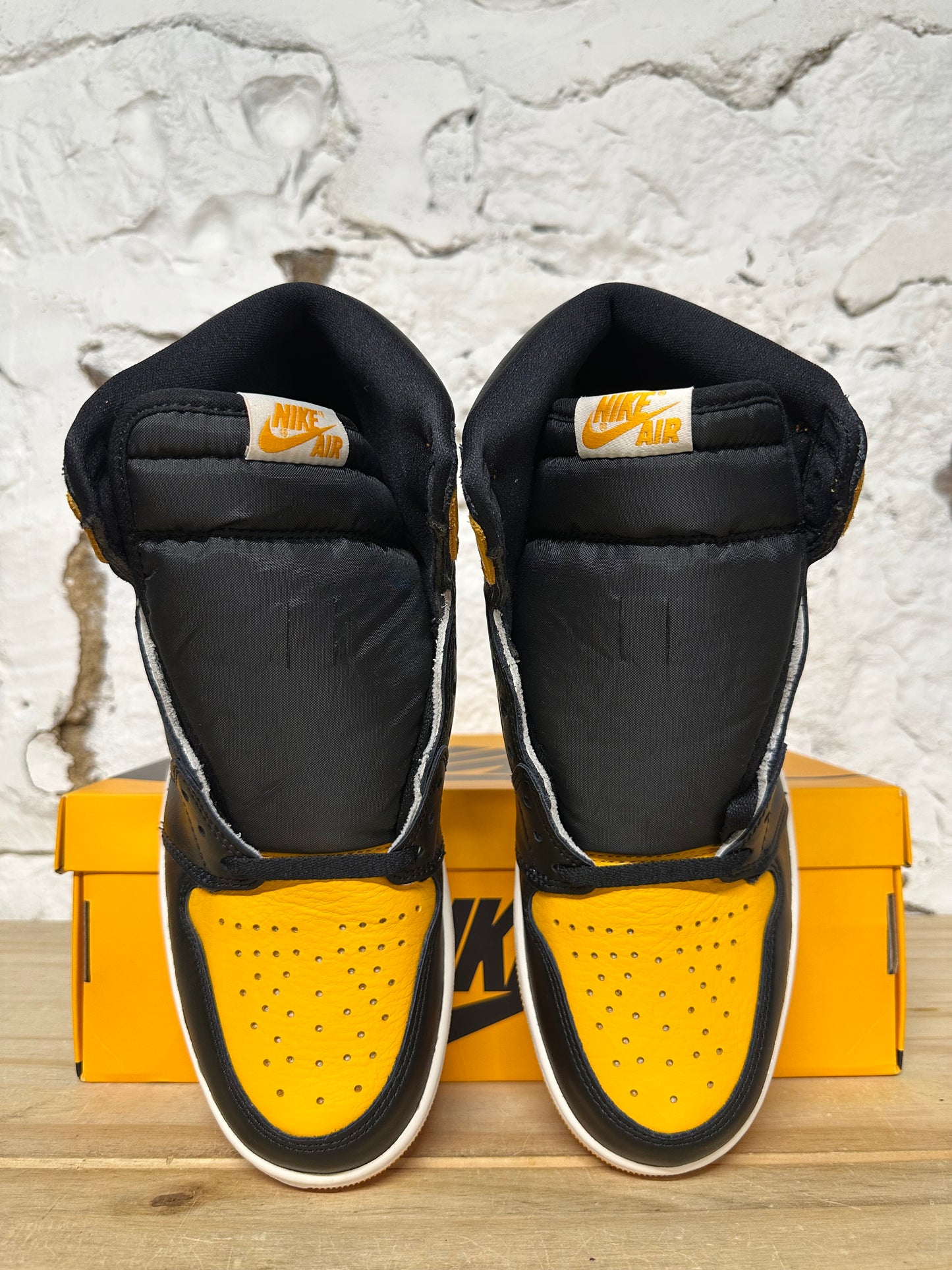 Air Jordan 1 High Taxi Sz 10 DS