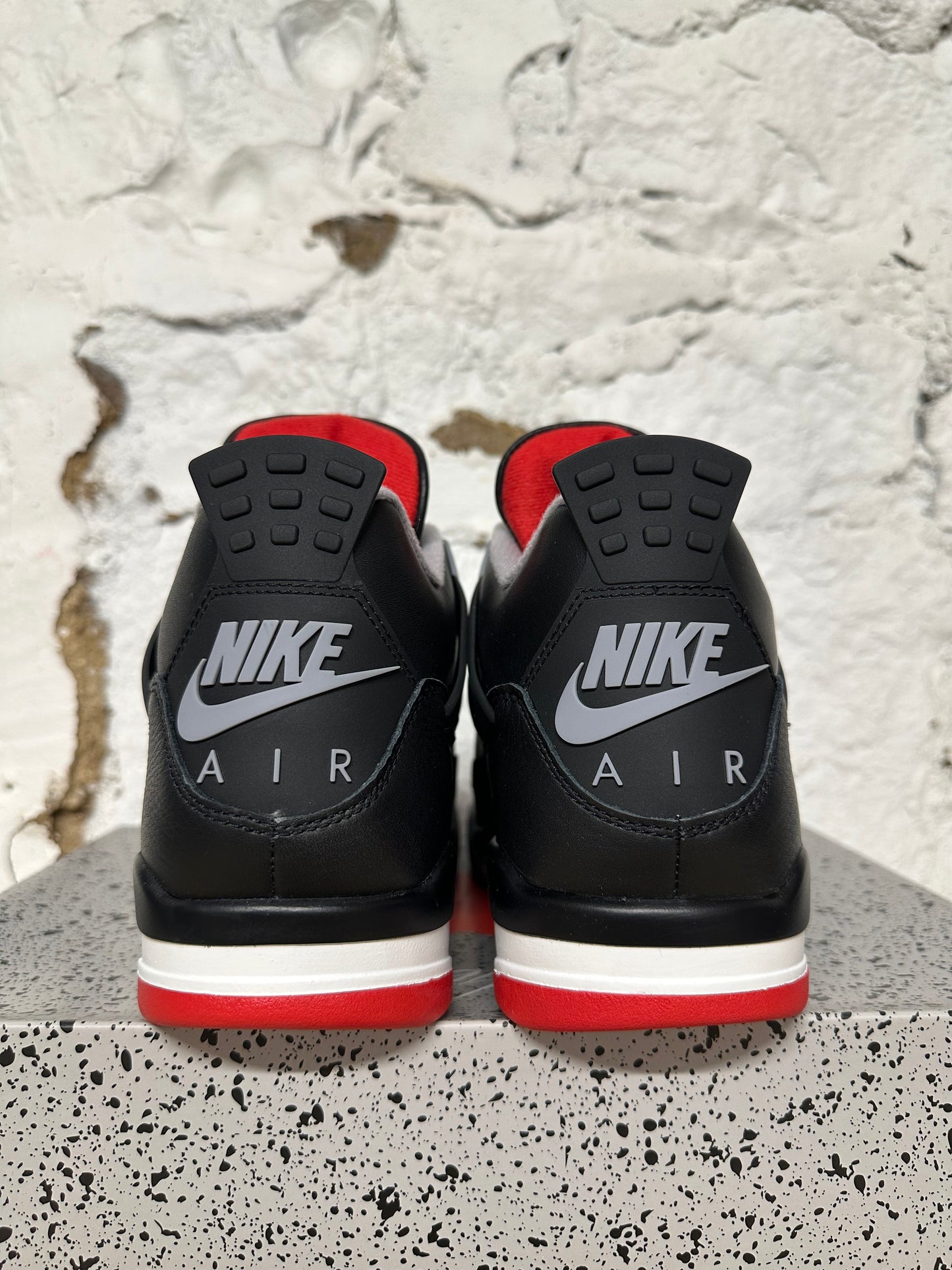 Air Jordan 4 Bred Reimagined Sz 10 DS