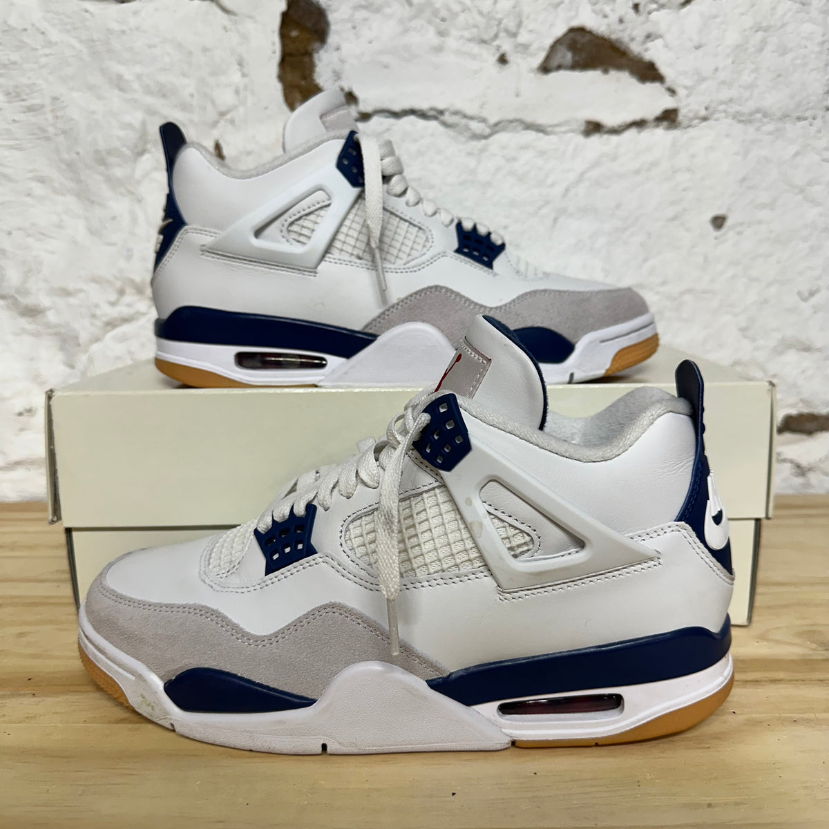 Air Jordan 4 SB Navy Sz 8