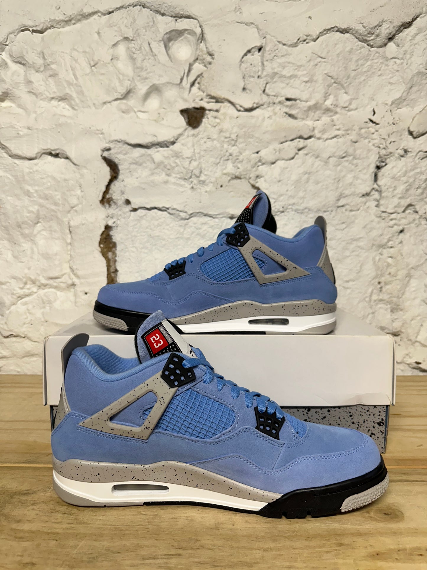 Air Jordan 4 University Blue Sz 11.5 DS