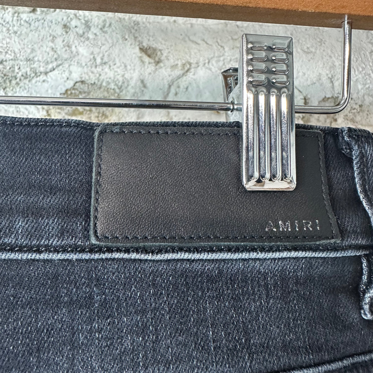 Amiri MX1 Grey Art Patch Black Denim Jeans Sz 28