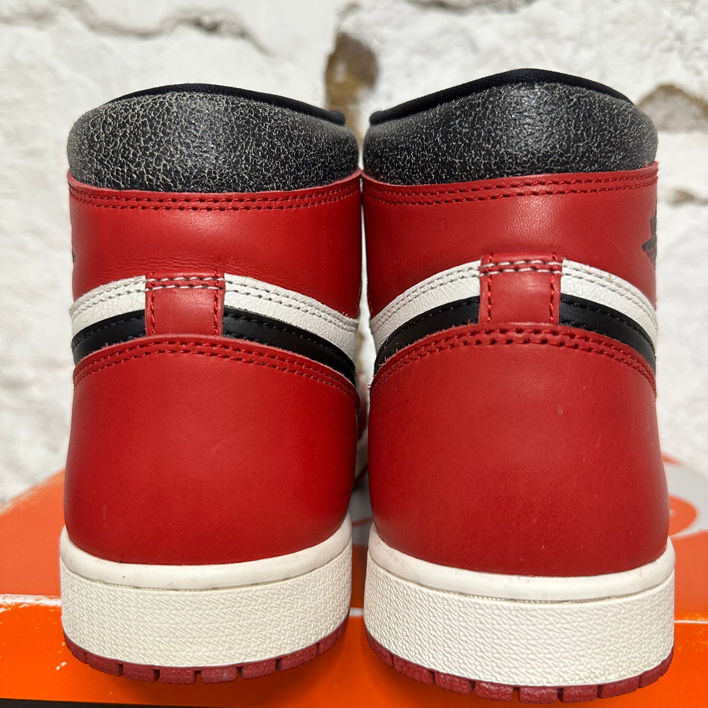 Air Jordan 1 High Chicago Lost and Found Sz 10
