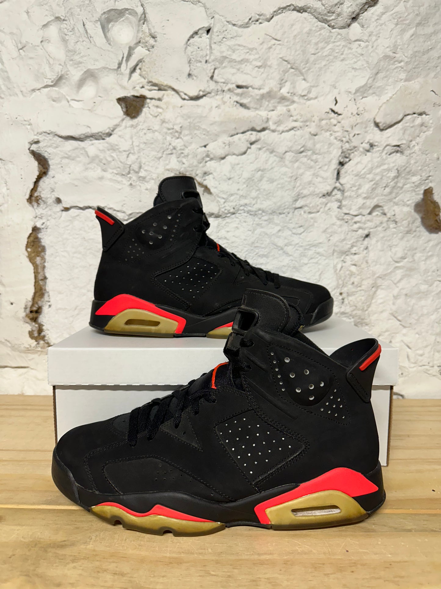Air Jordan 6 Infrared Black Sz 10