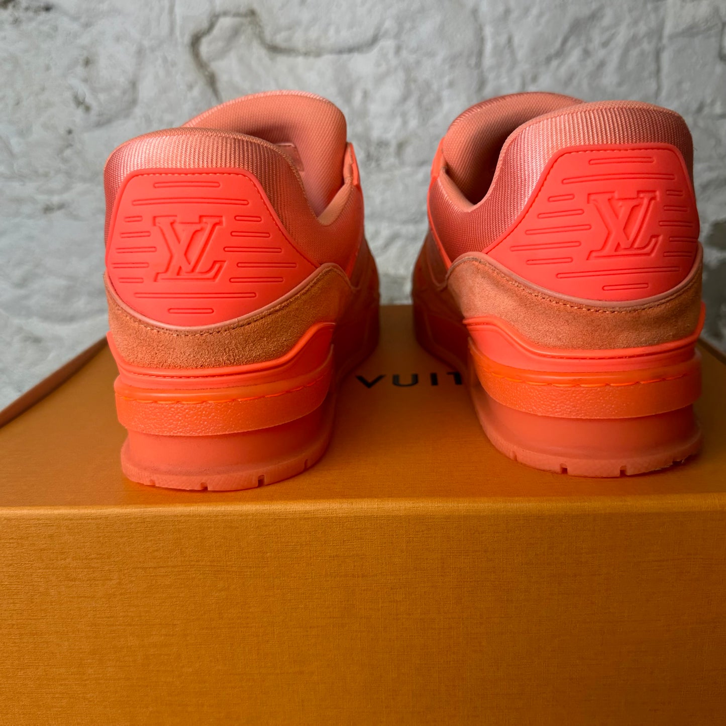 Louis Vuitton Orange Peach Trainer Sz 9 (7.5LV)