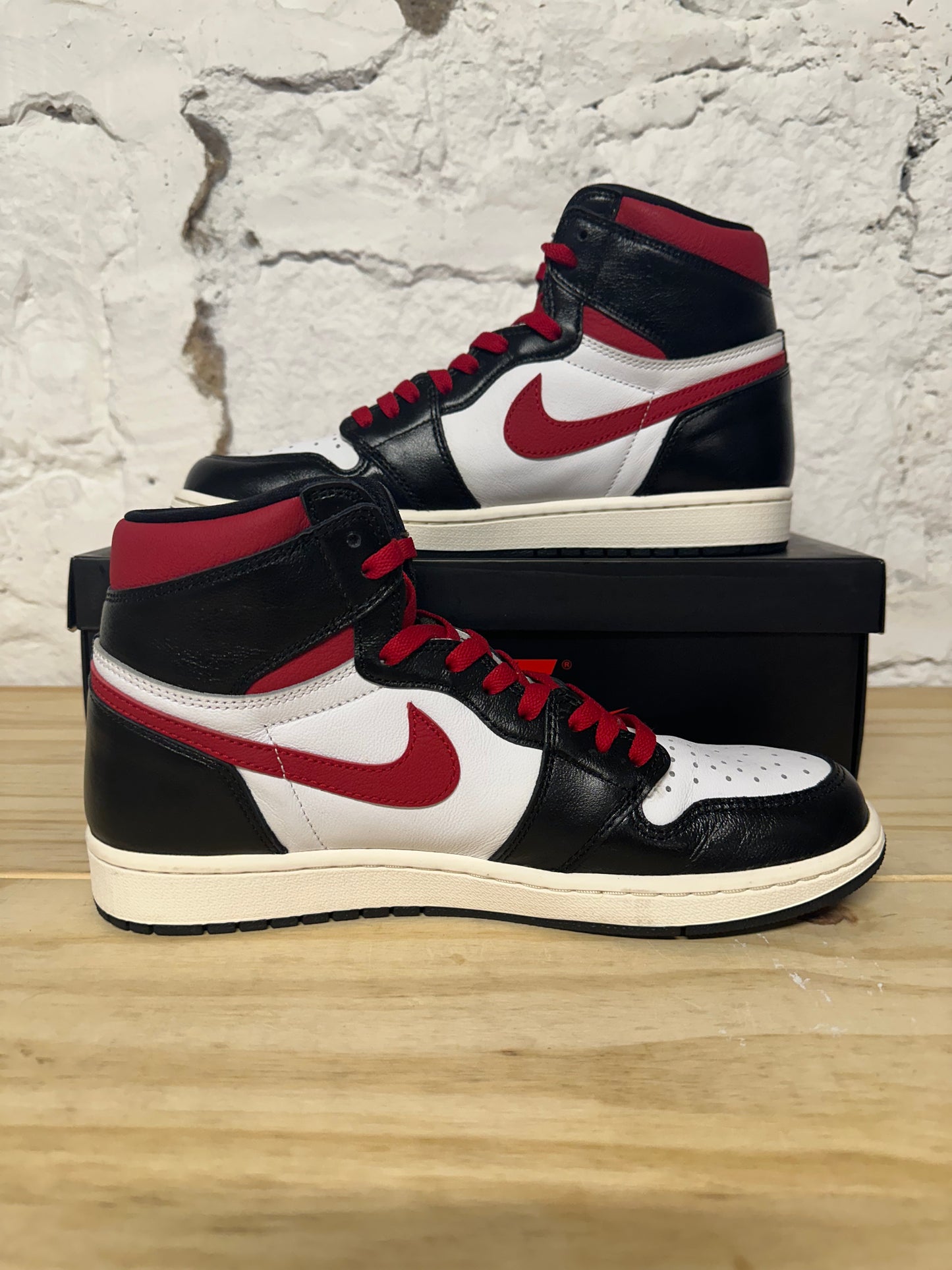 Air Jordan 1 High Gym Red Sz 10