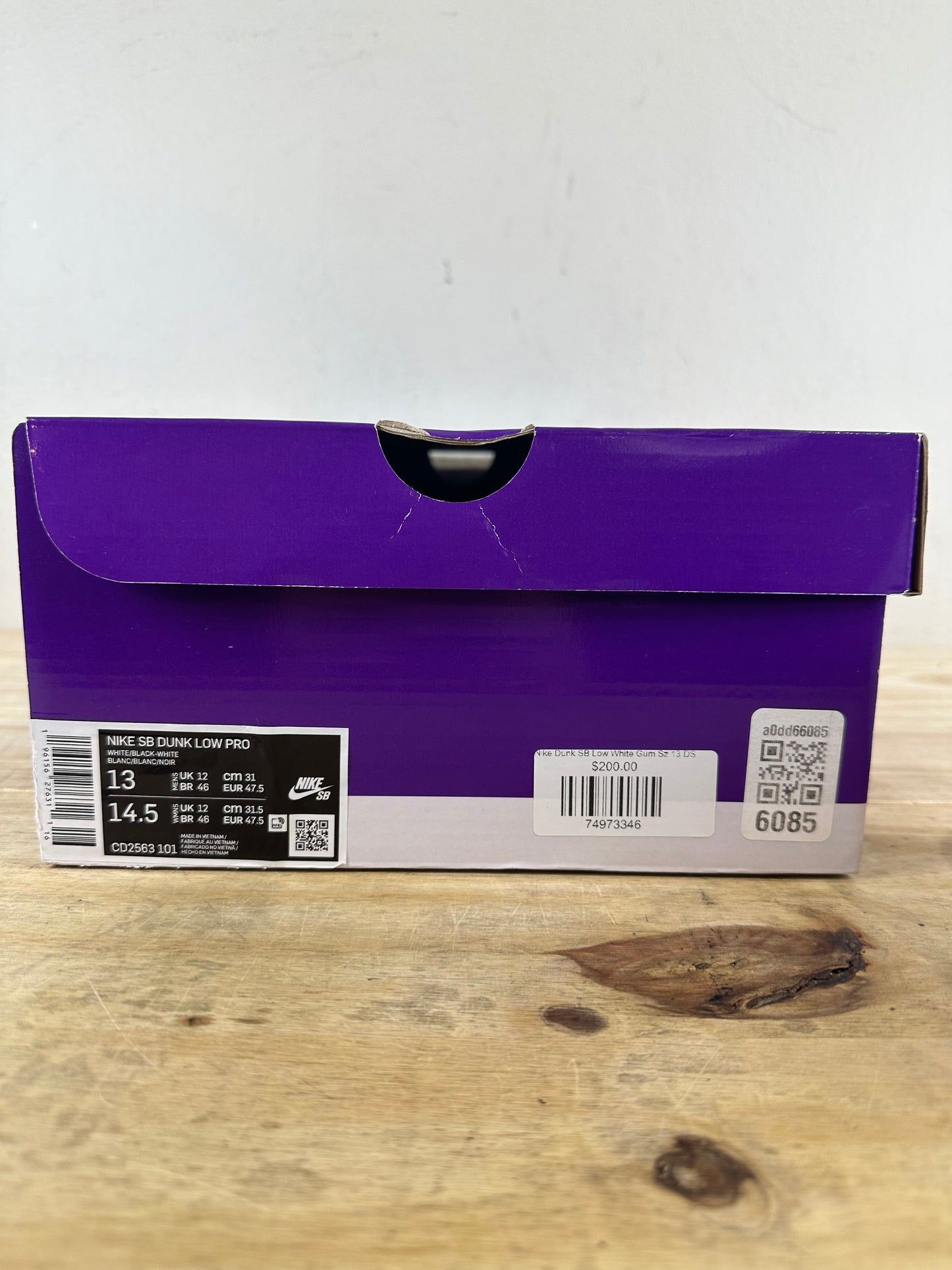 Nike SB Dunk Low Pro White Gum Sz 13 DS