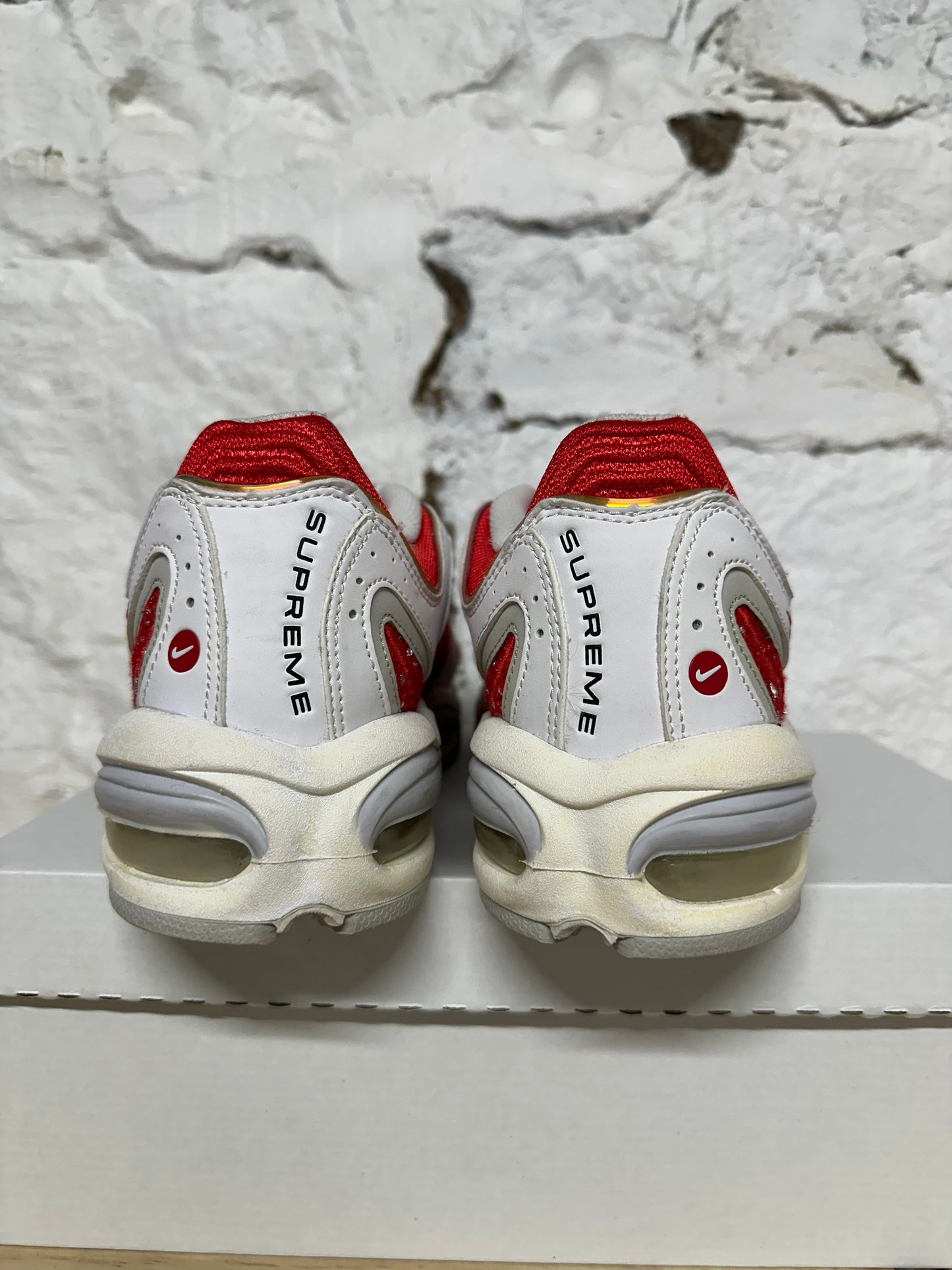 Nike Air Max Tailwind 4 Supreme Red Sz 13