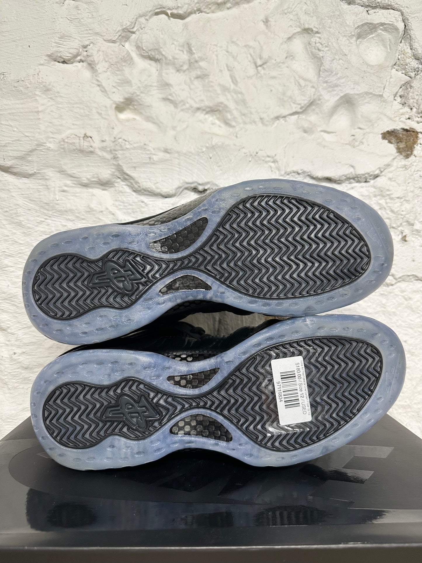 Nike Air Foamposite One Carbon Fiber Sz 12