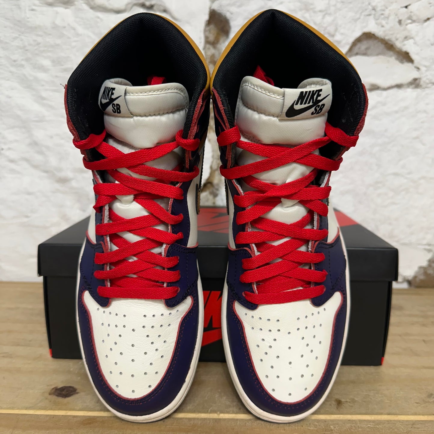 Air Jordan 1 High LA to Chicago Sz 9