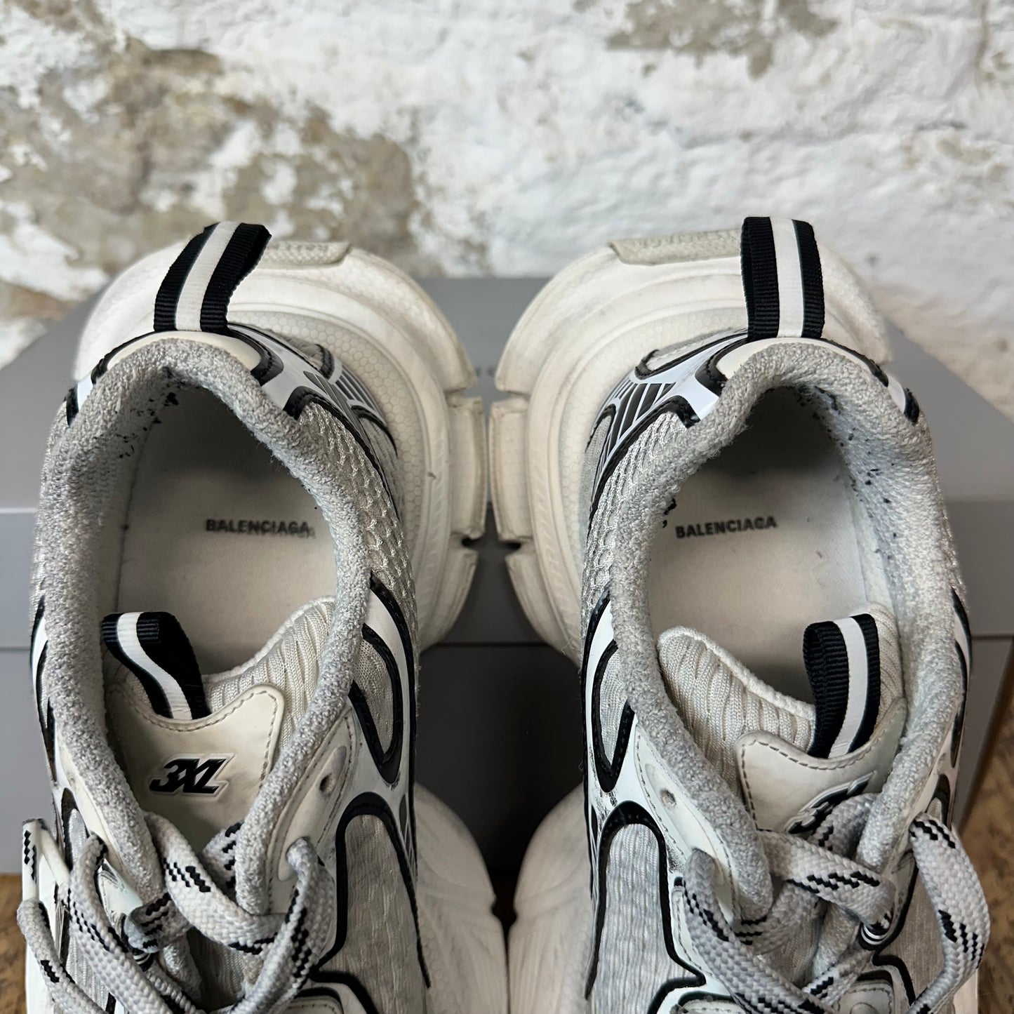 Balenciaga 3XL White Black Sneaker Sz 9 (42)