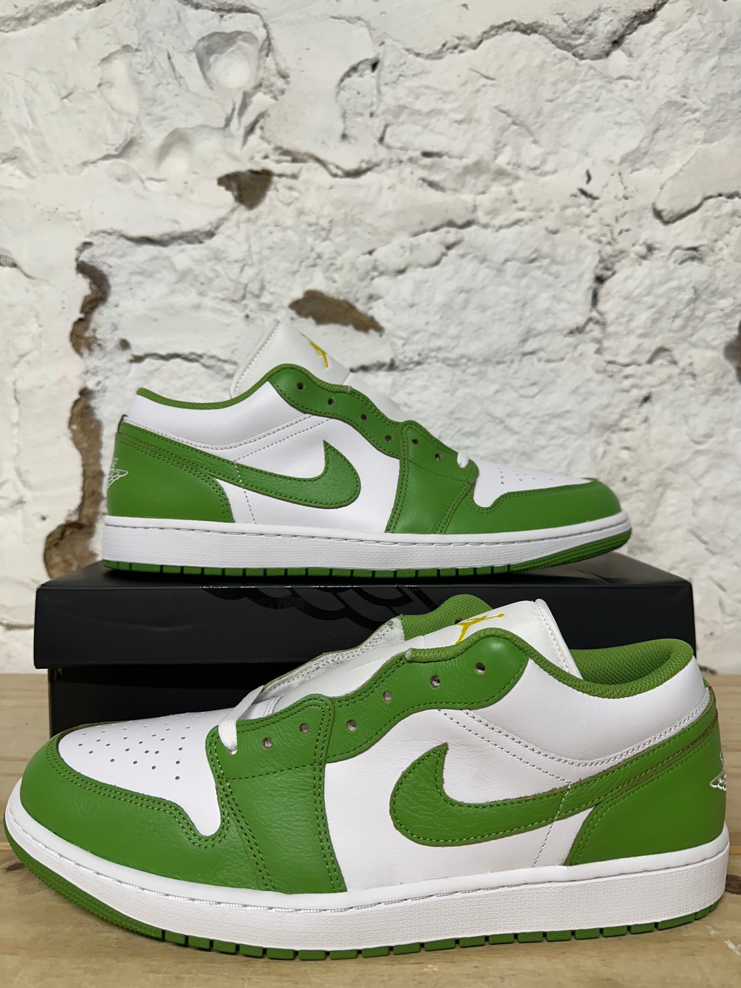 Air Jordan 1 Low White Chlorophyll Sz 14 DS