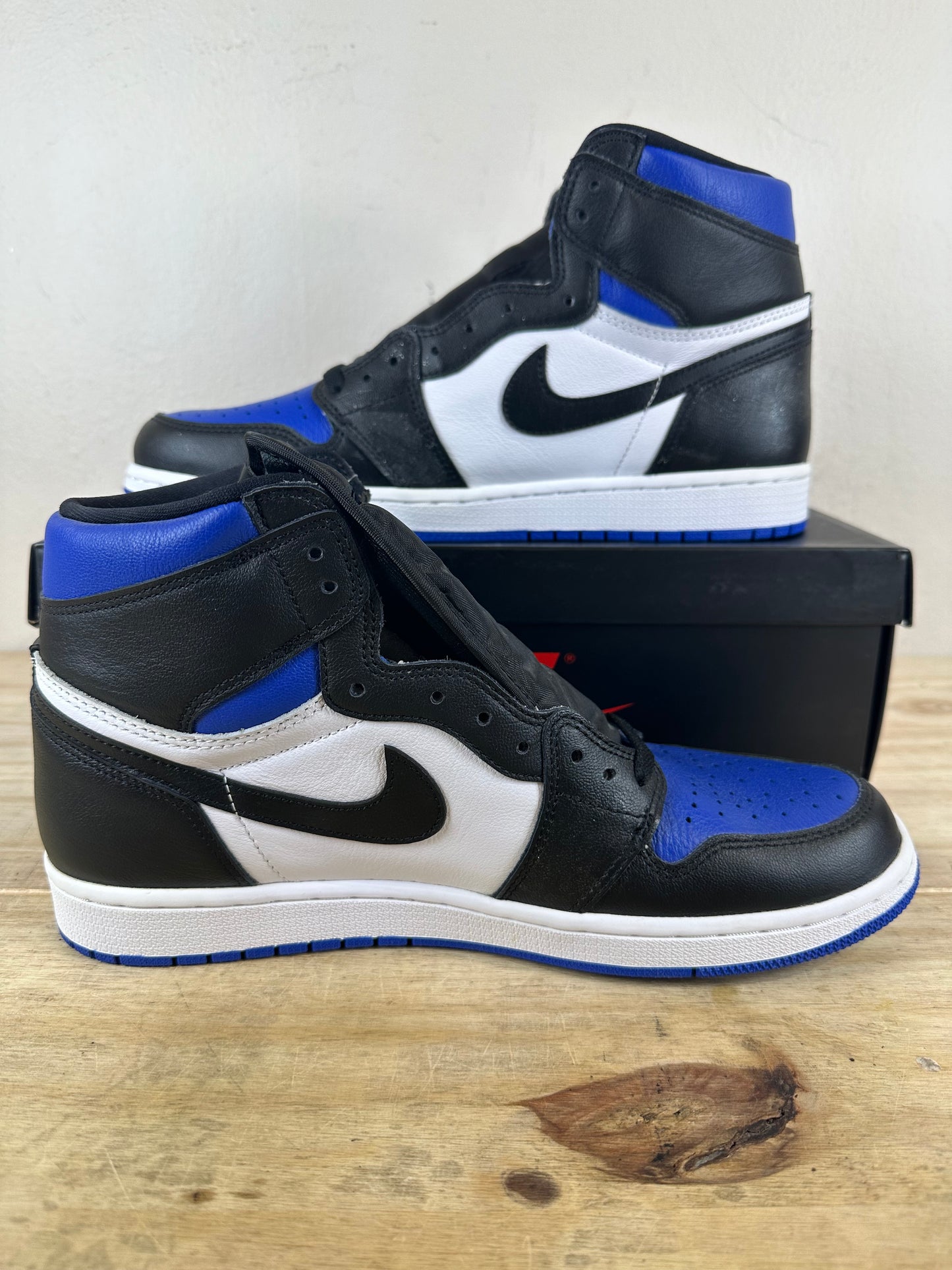 Air Jordan 1 High Royal Toe Sz 11 DS
