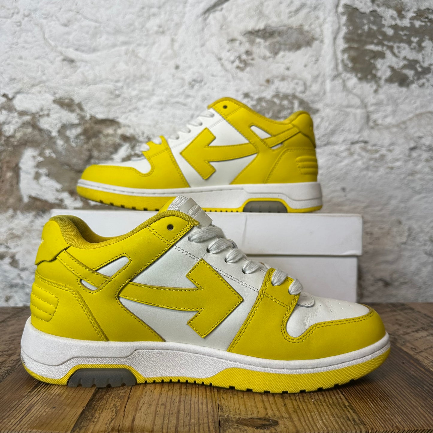 Off-White Out Of Office Yellow White Sneaker Sz 7 (40)