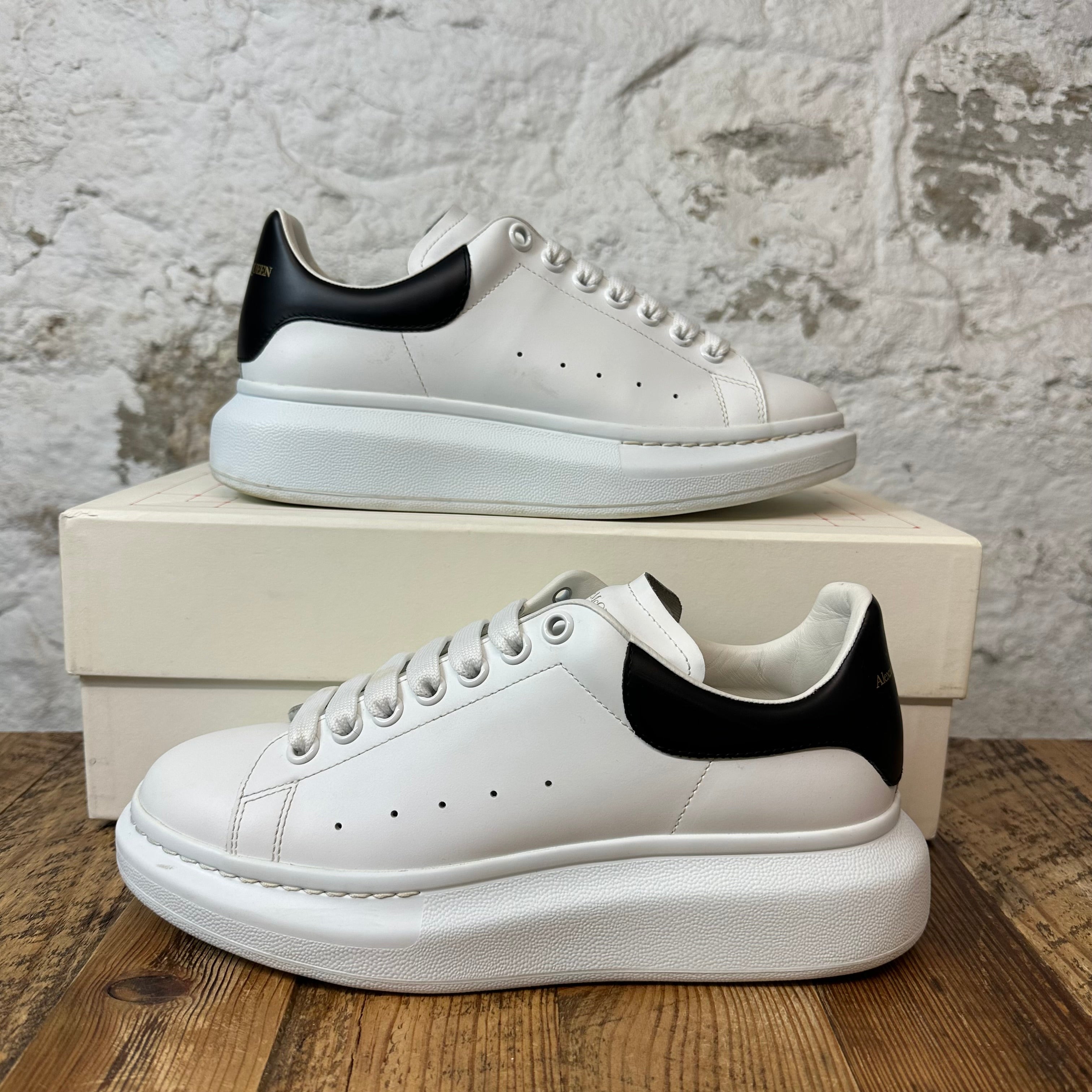 Alexander Mcqueen Black Tab White Sneaker Sz 7.5 (40.5)