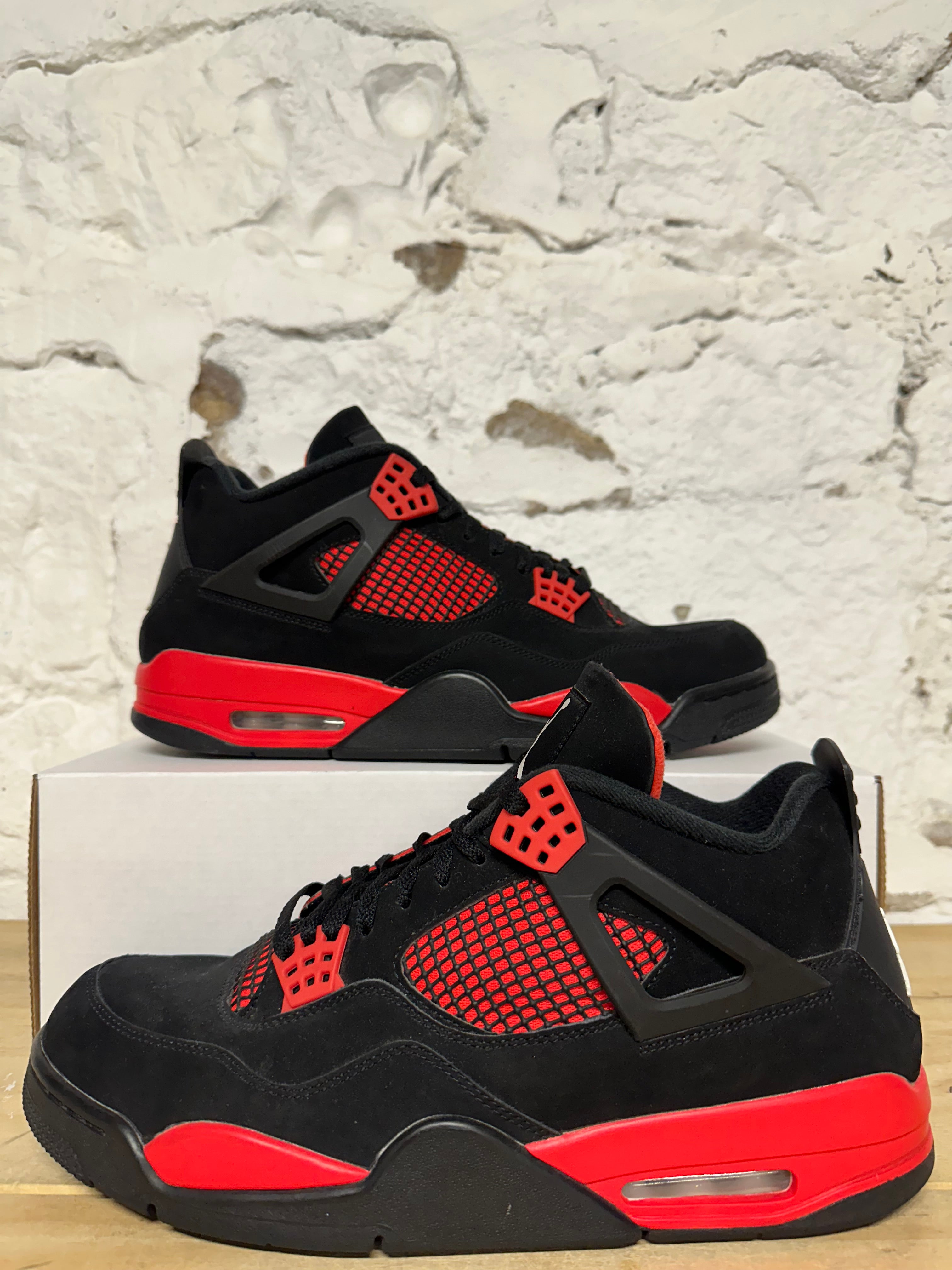 Air Jordan 4 Red Thunder Sz 12