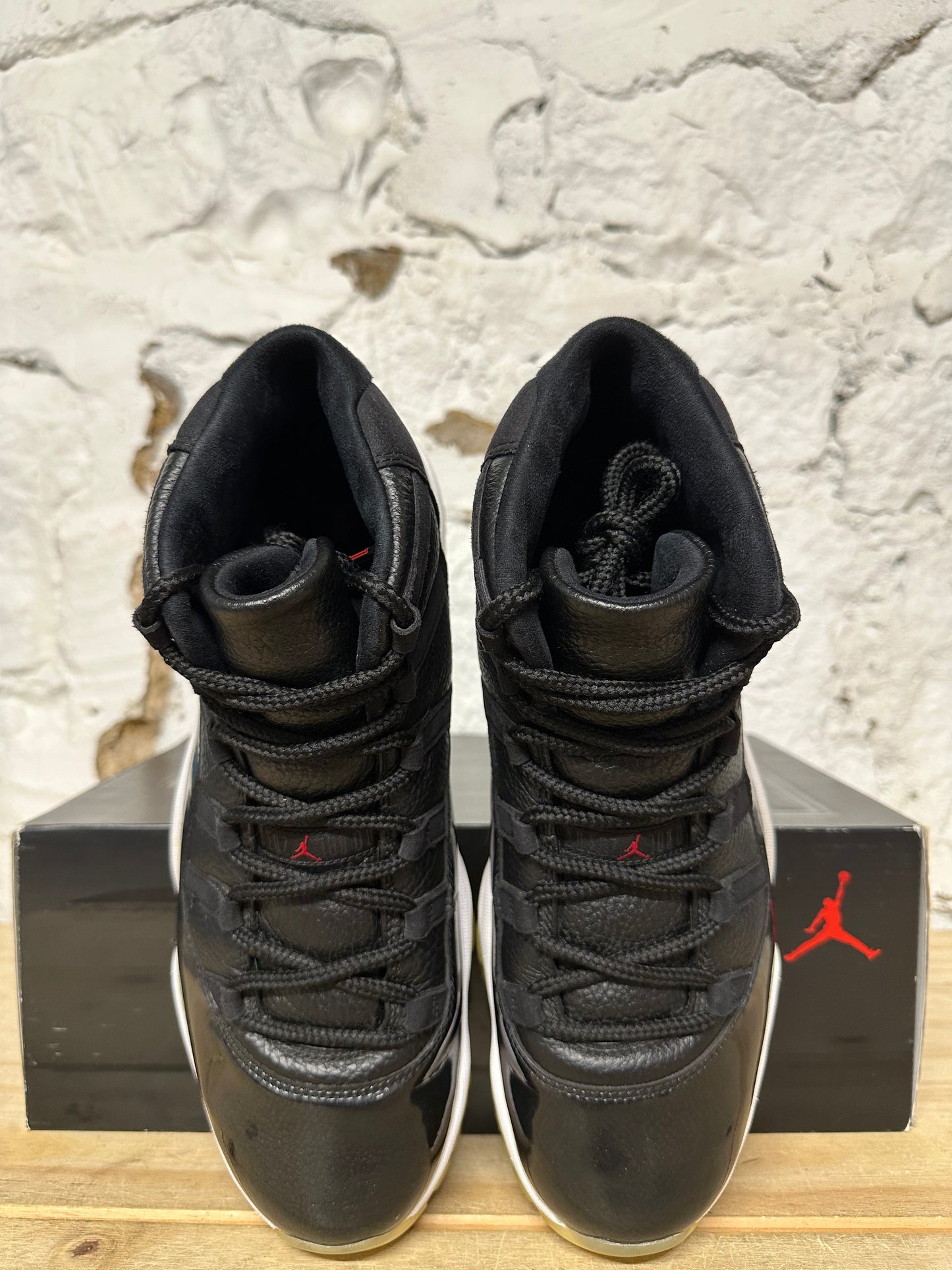 Air Jordan 11 72-10 Sz 11.5
