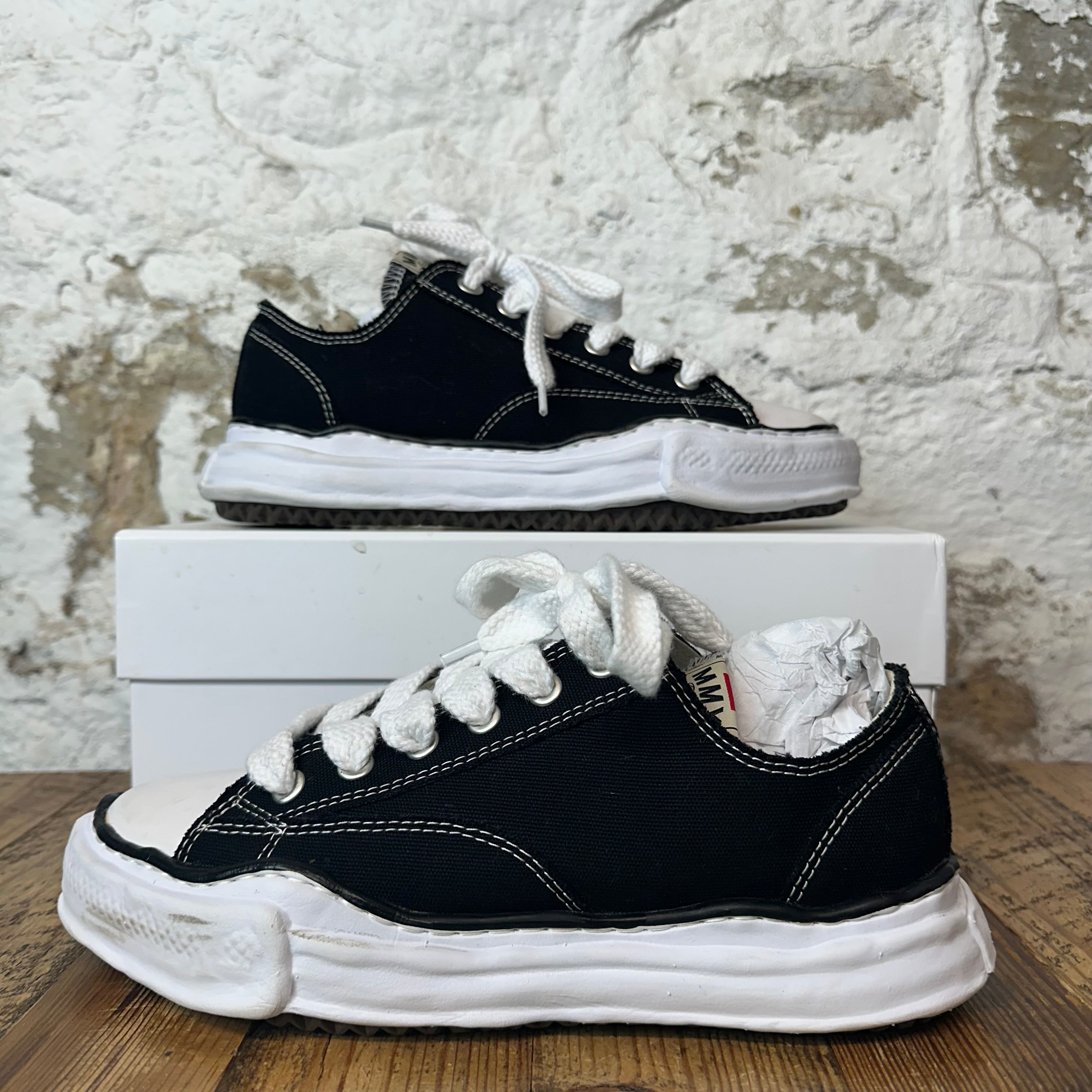 Maison Mihara Black White Peterson Sneaker Sz 10 (43)