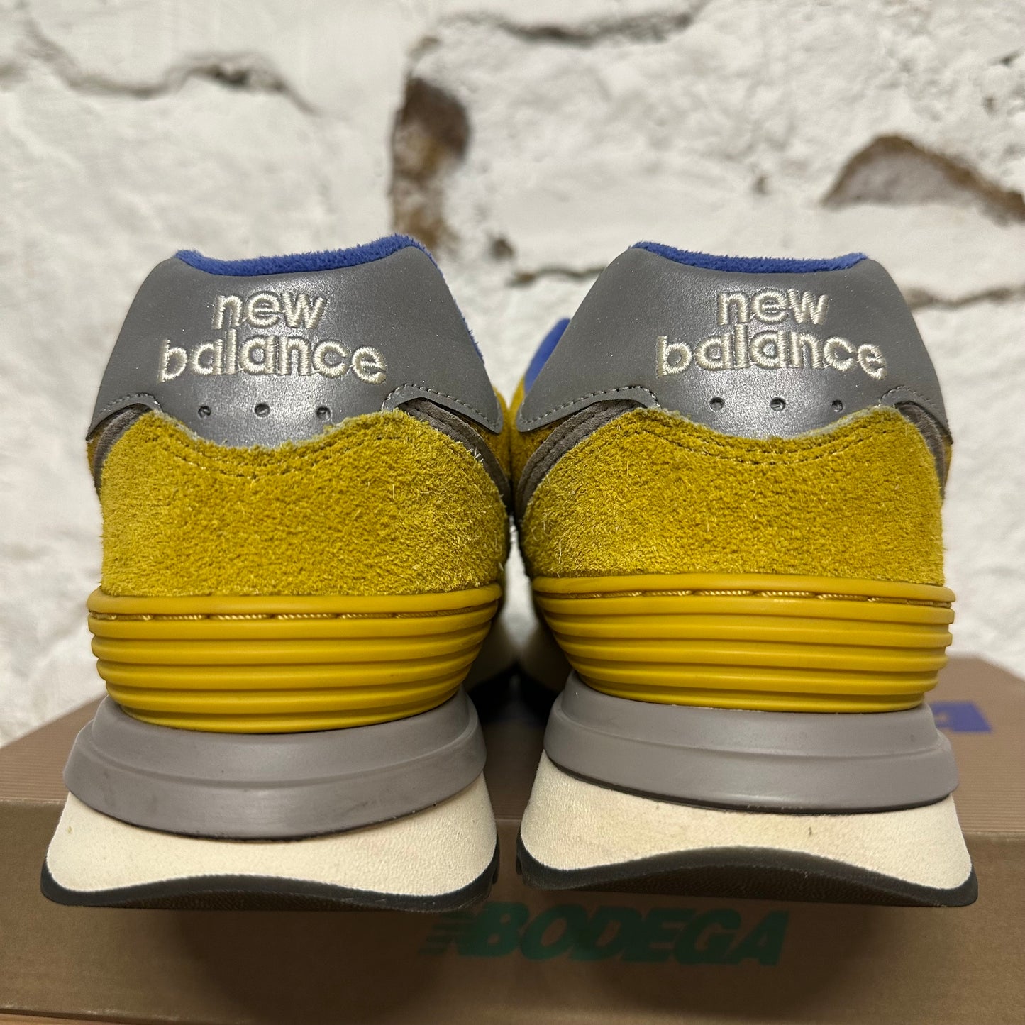 New Balance 574 Legacy Bodega Arrival Sz 9.5