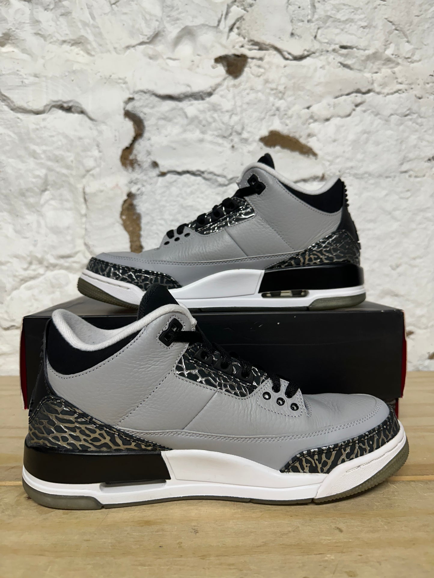 Air Jordan 3 Wolf Grey Sz 8.5