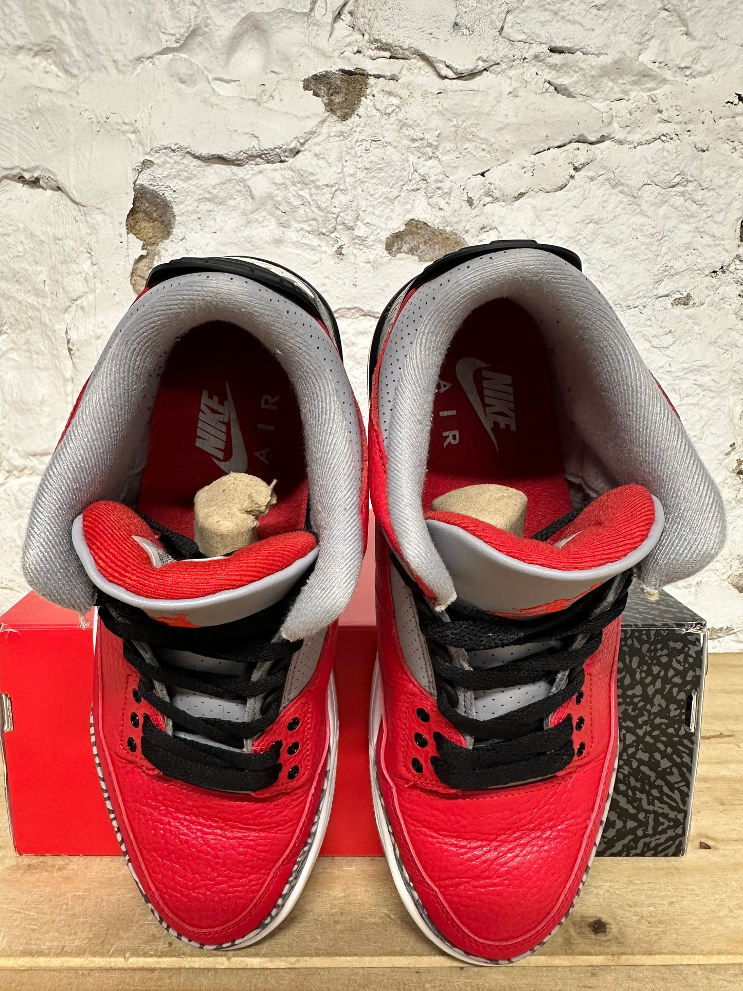 Air Jordan 3 Unite Sz 9