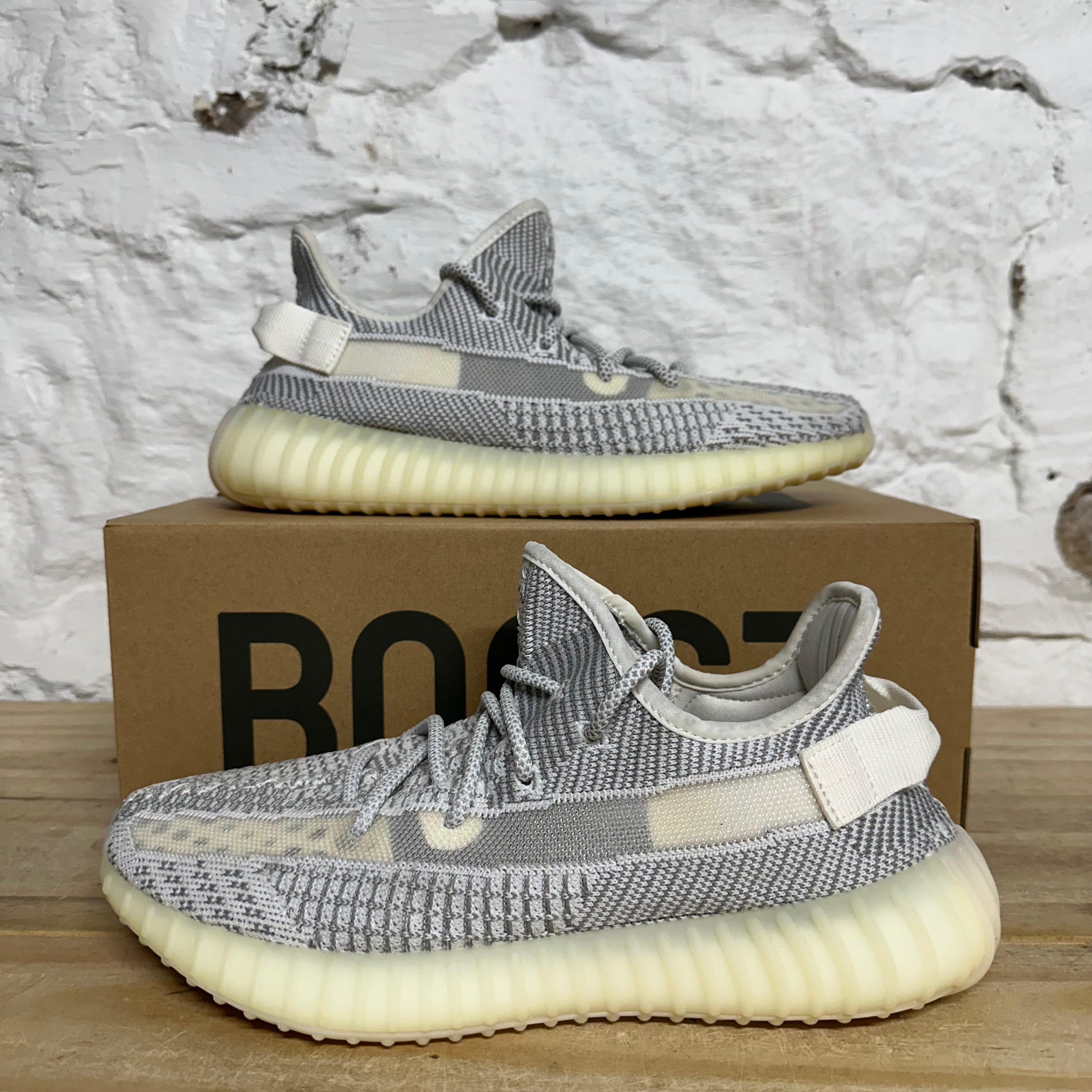 Yeezy 350 V2 Static Sz 9.5