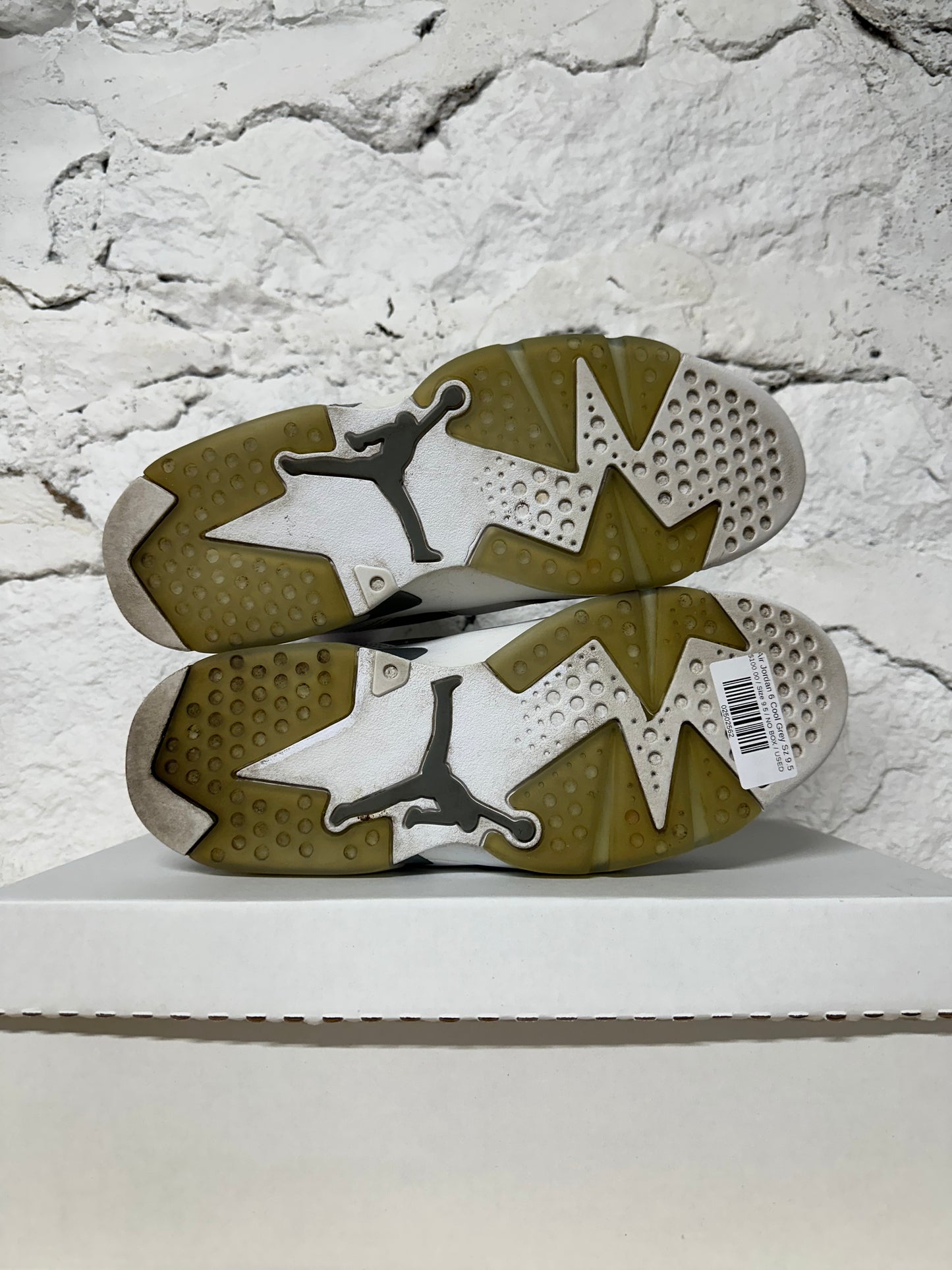 Air Jordan 6 Cool Grey Sz 9.5