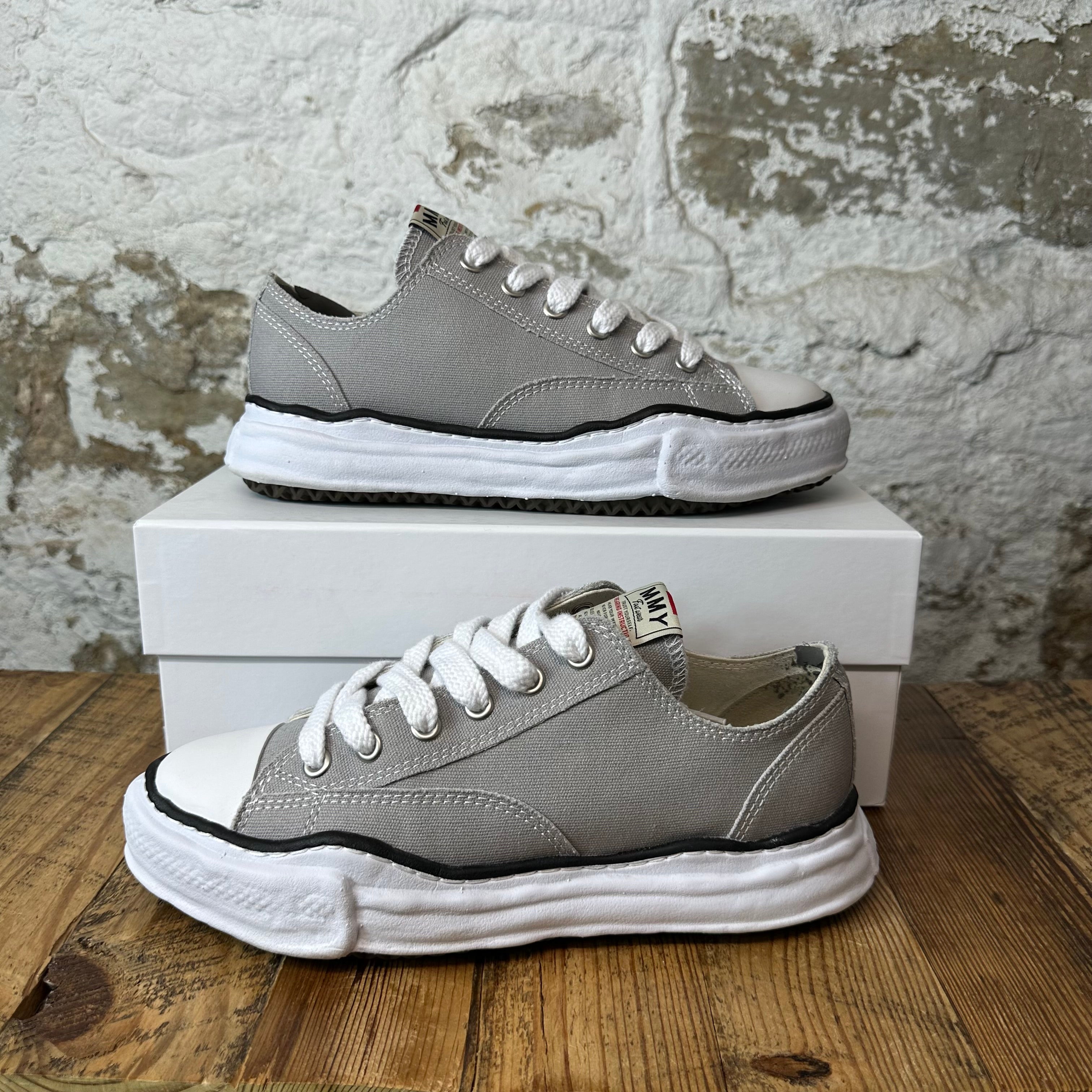 Maison Mihara Grey White Peterson Sneaker Sz 10 (43)