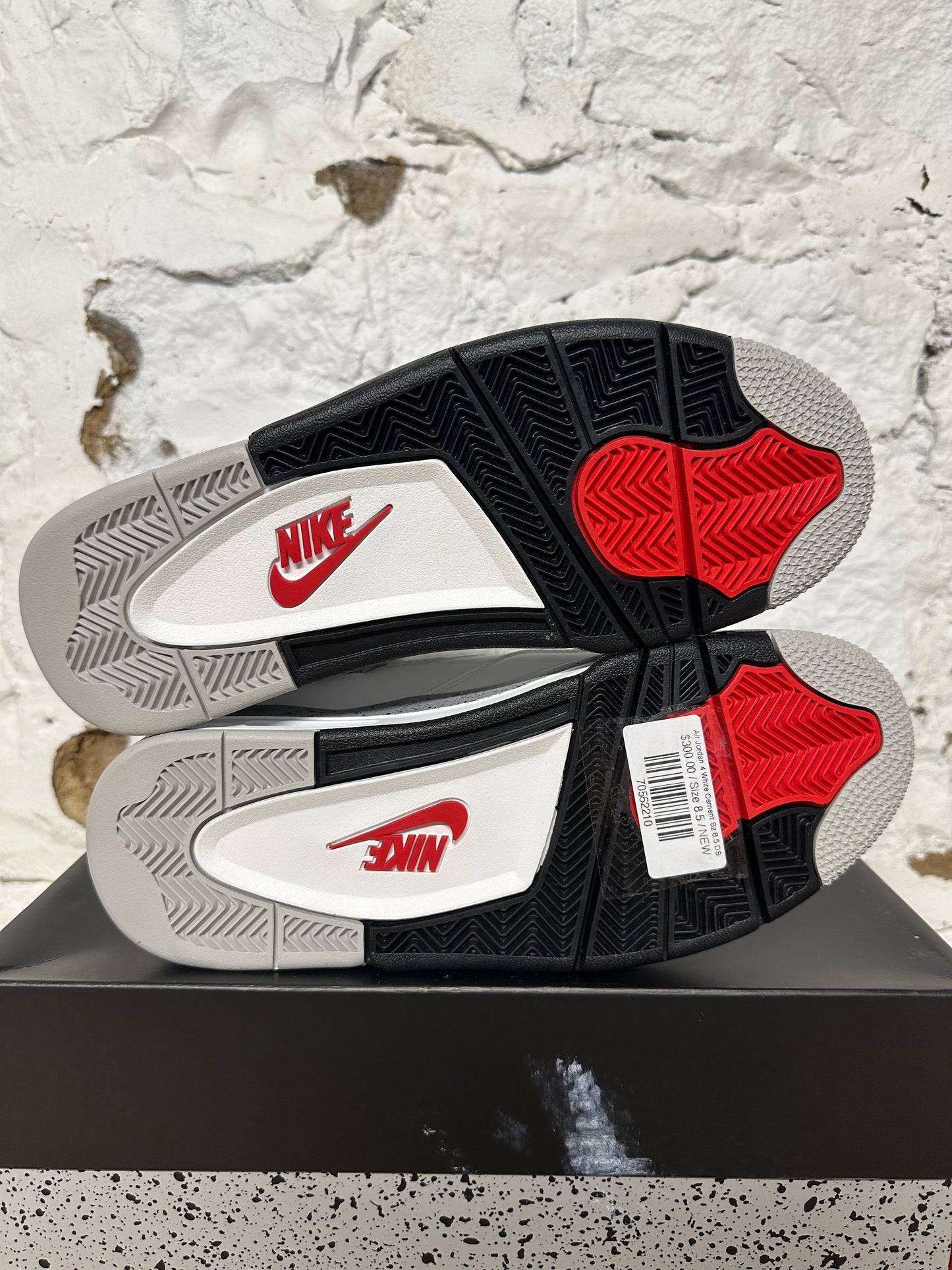 Air Jordan 4 White Cement Sz 8.5 DS