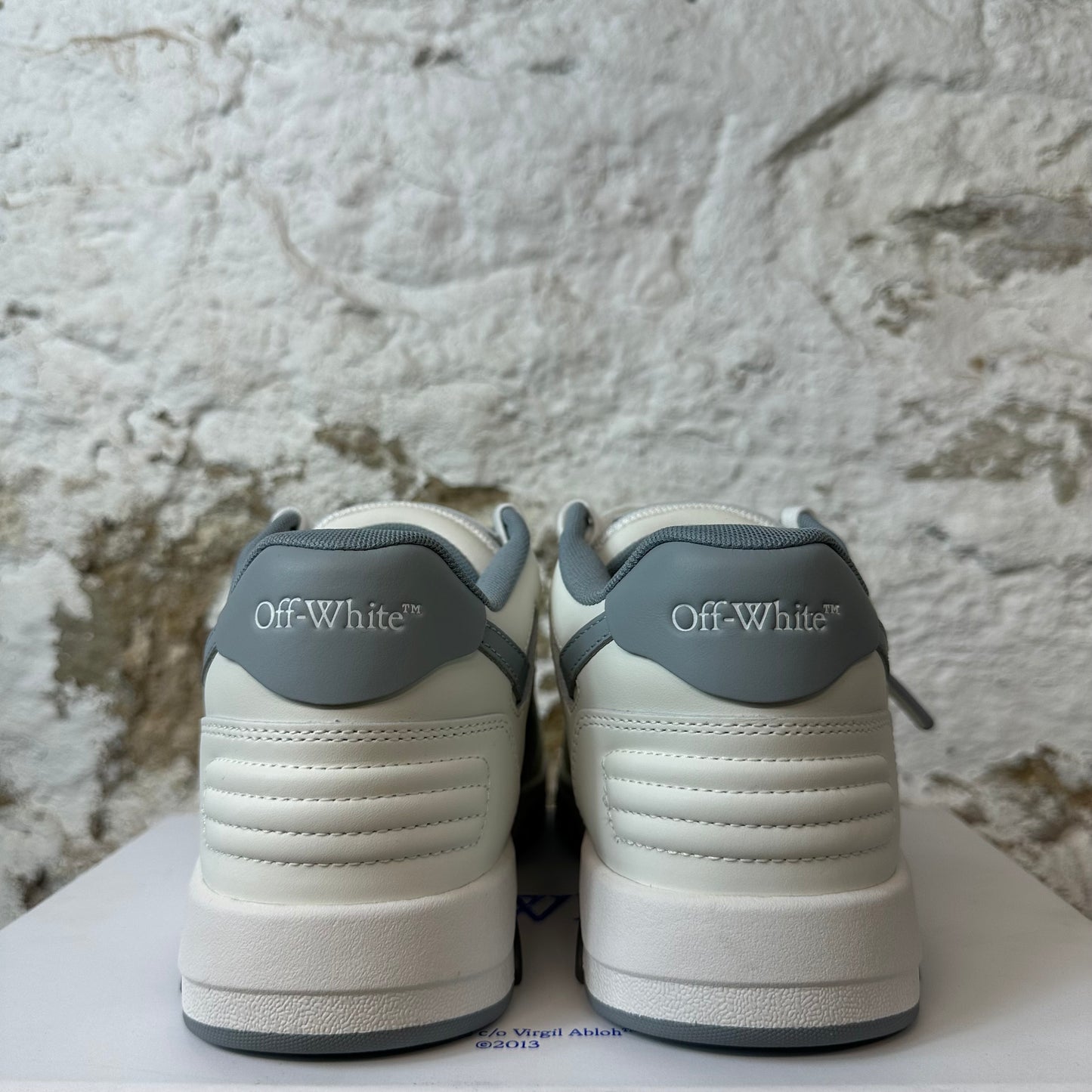 Off White Out Of Office Gray White Sneaker Sz 7 (40) DS