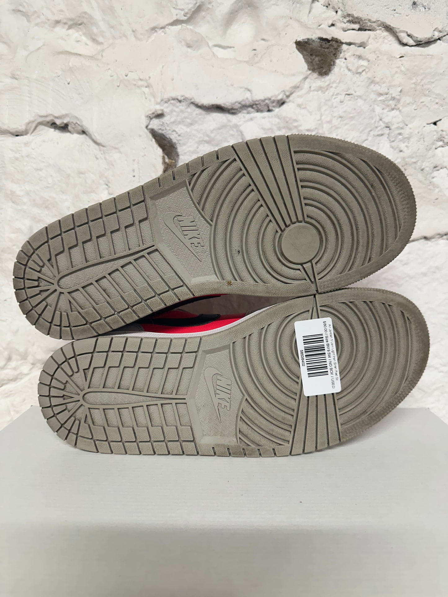 Air Jordan 1 Low Light Iron Siren Red Sz 8 (9.5W)