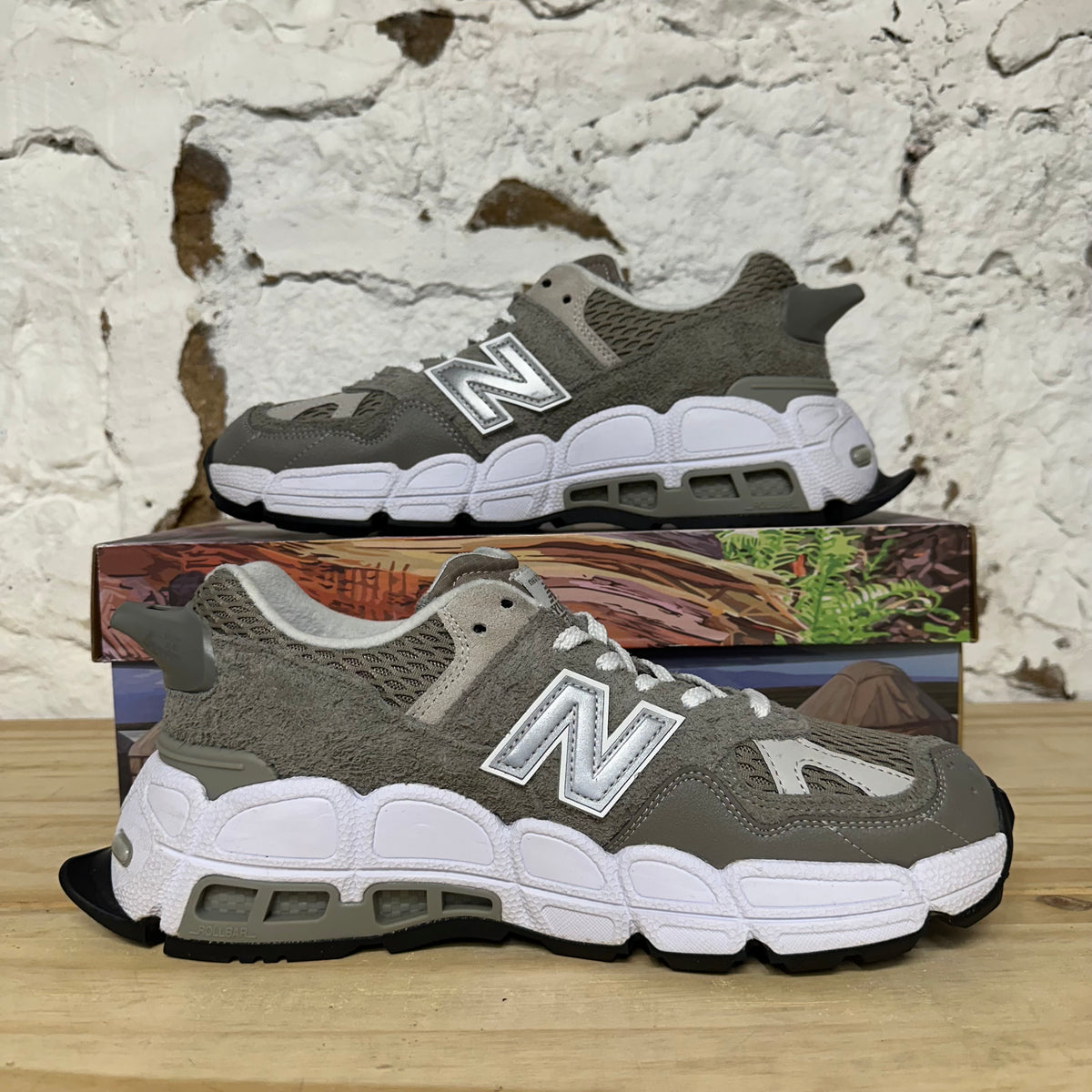 New Balance 574 YURT Salehe Bembury Shark Skin Sz 11
