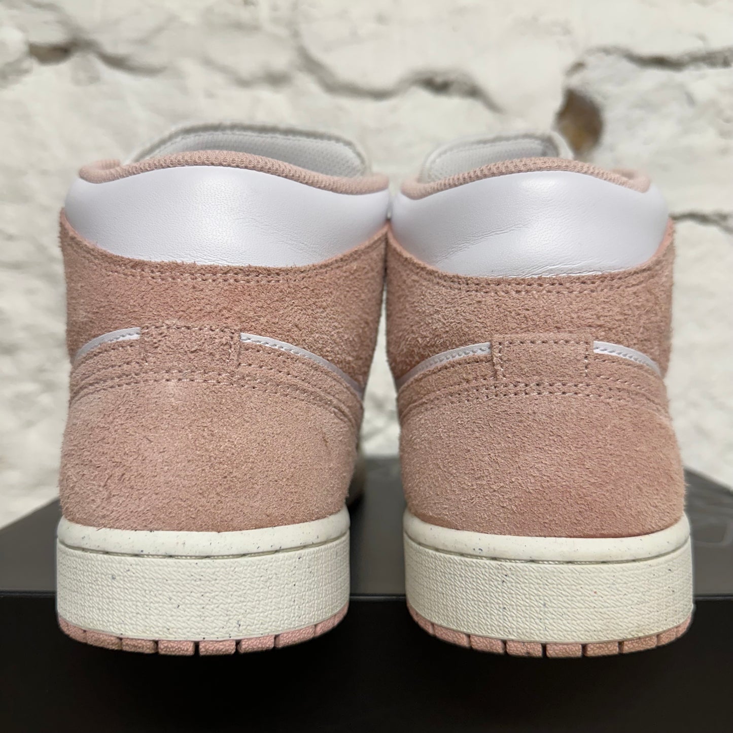 Air Jordan 1 Mid Legend Pink Sz 12