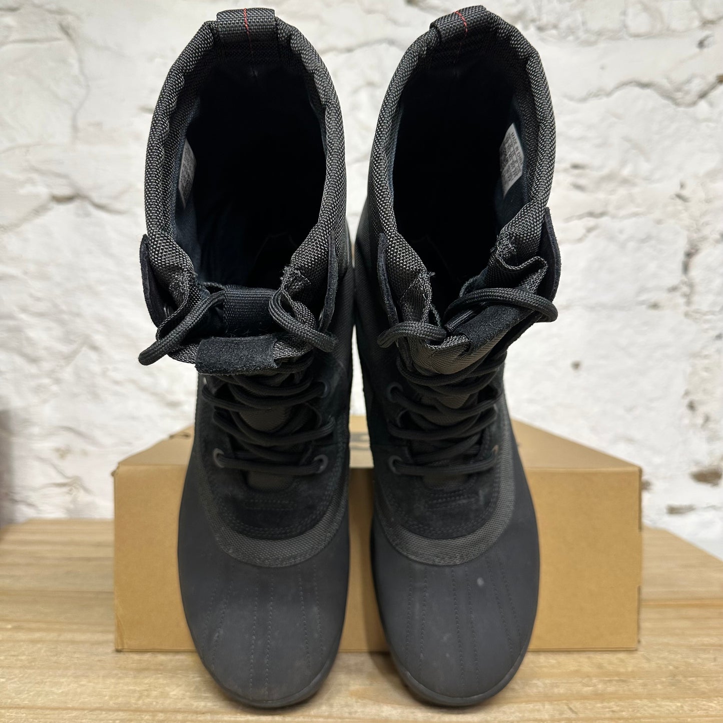 Yeezy 950 Pirate Black (2023) Sz 12