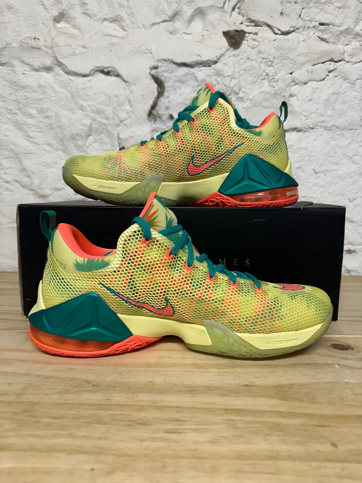 Nike LeBron 12 Low LeBronald Palmer Sz 11