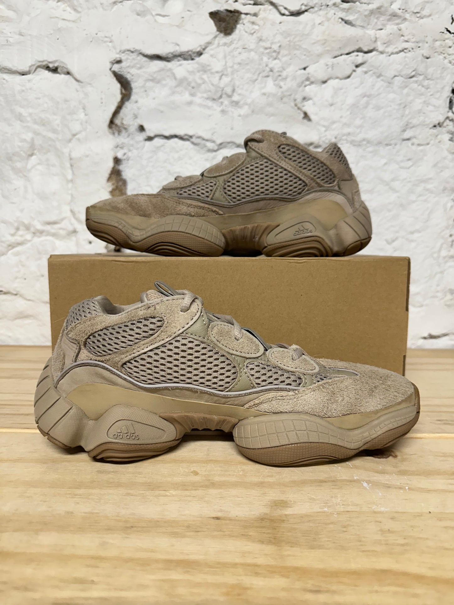 Yeezy 500 Taupe Light Sz 8