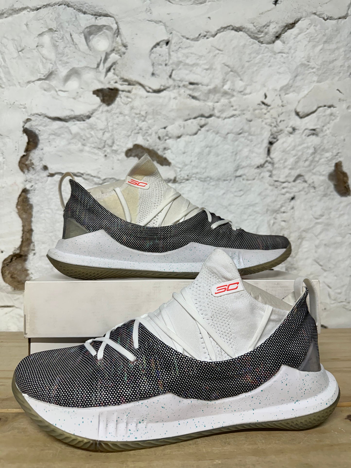 Under Armour Curry 5 Welcome Home Sz 10.5 DS