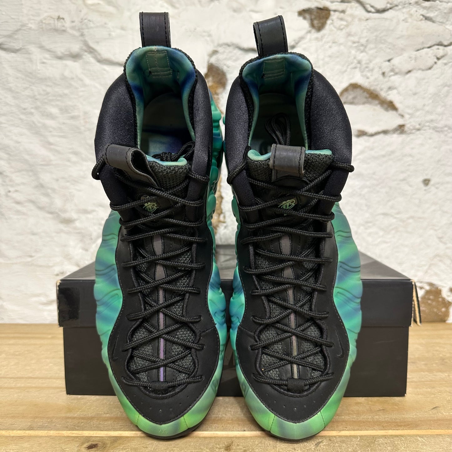 Nike Air Foamposite One Northern Lights Sz 11