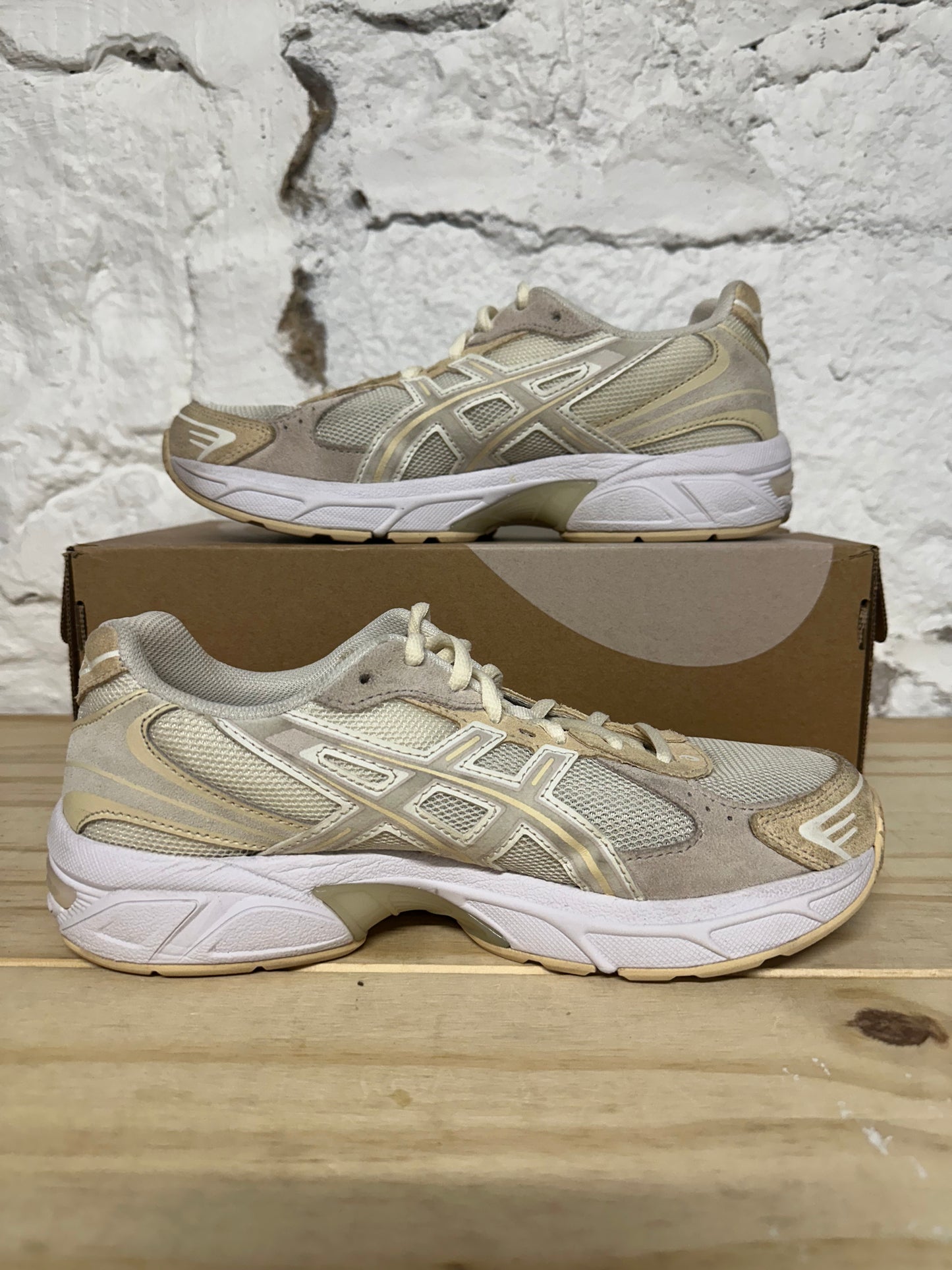 Asics Gel-1130 Cream Sz 6.5 (8W)