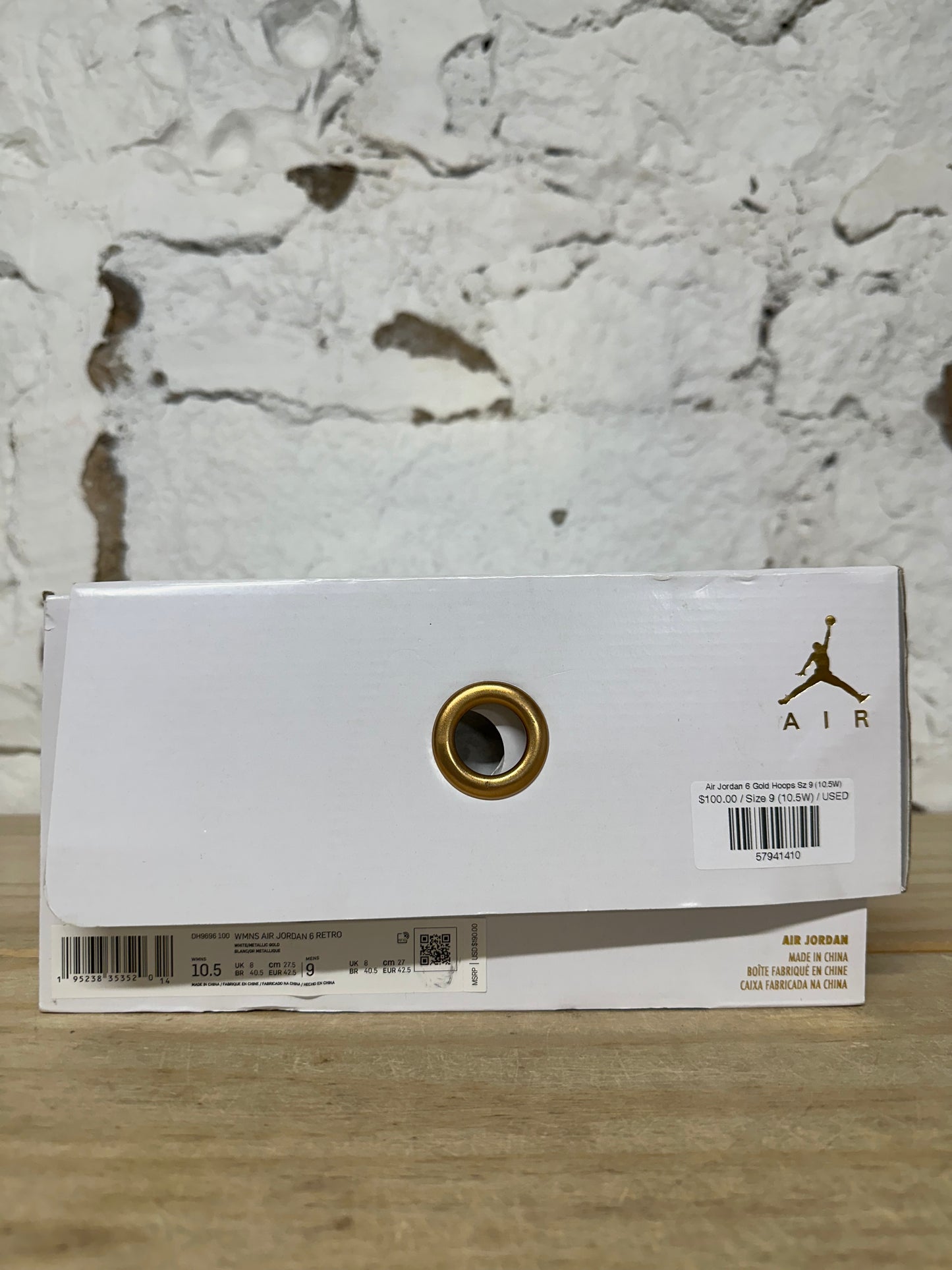 Air Jordan 6 Gold Hoops Sz 9 (10.5W)