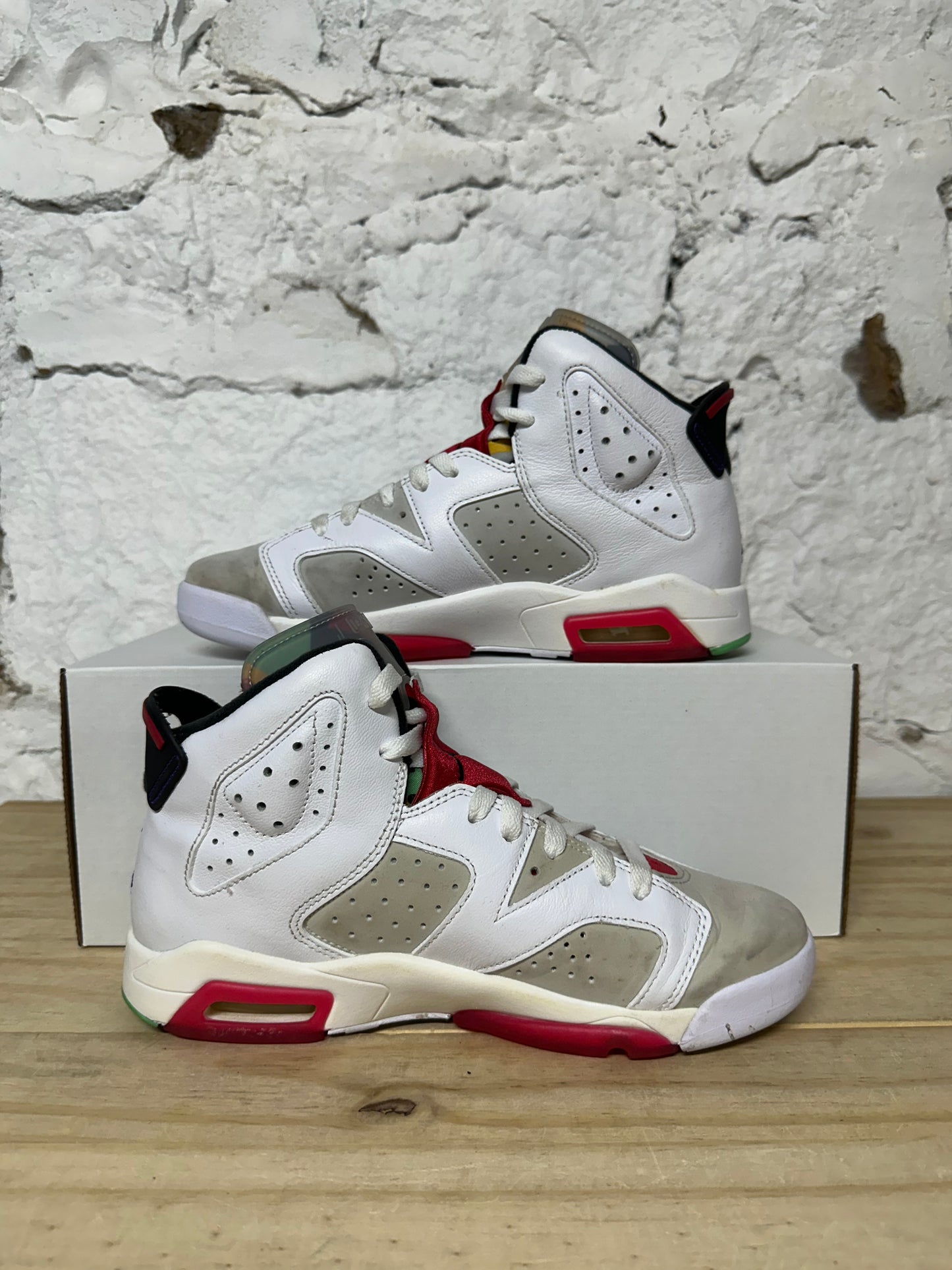 Air Jordan 6 Hare Sz 6.5Y