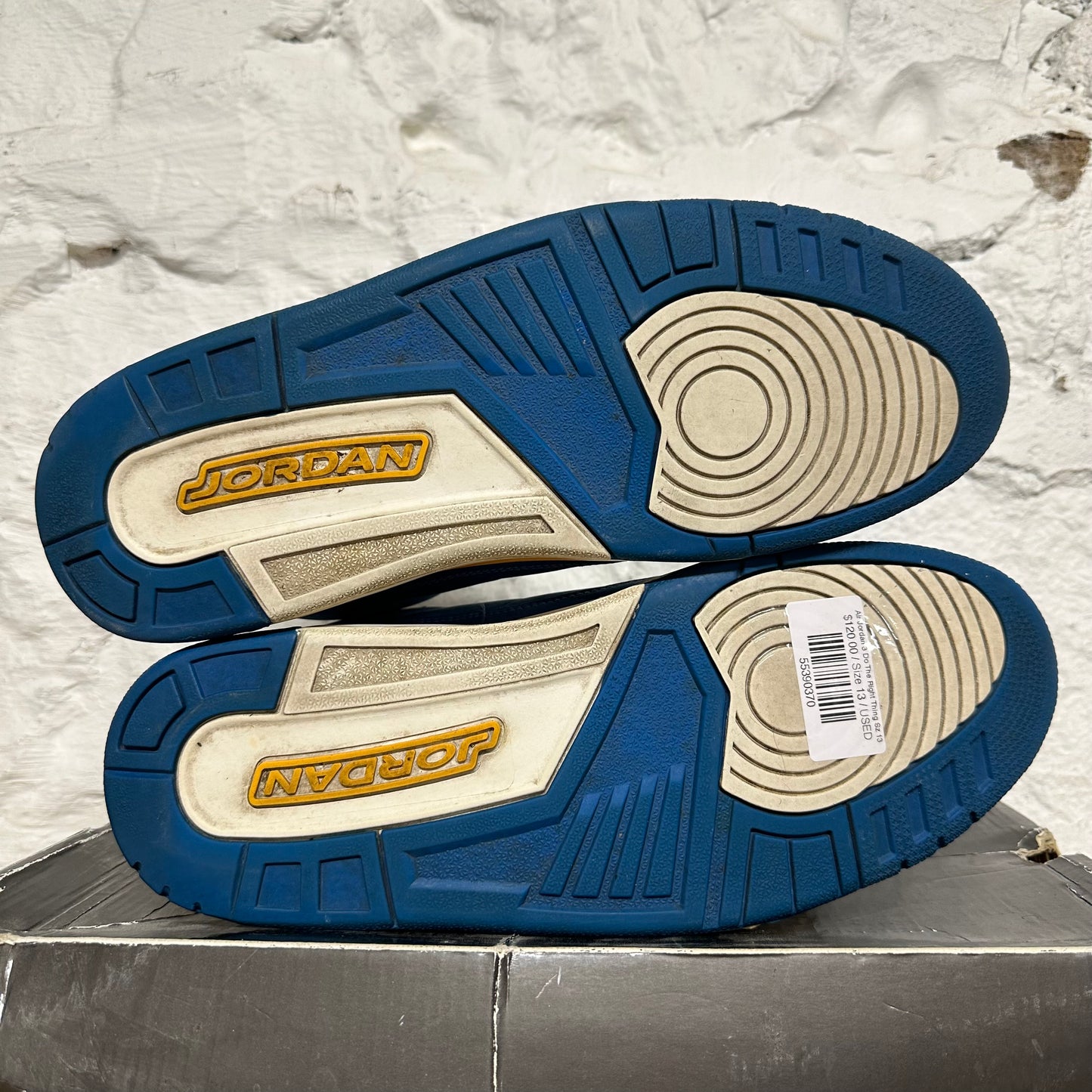 Air Jordan 3 Do the Right Thing Sz 13