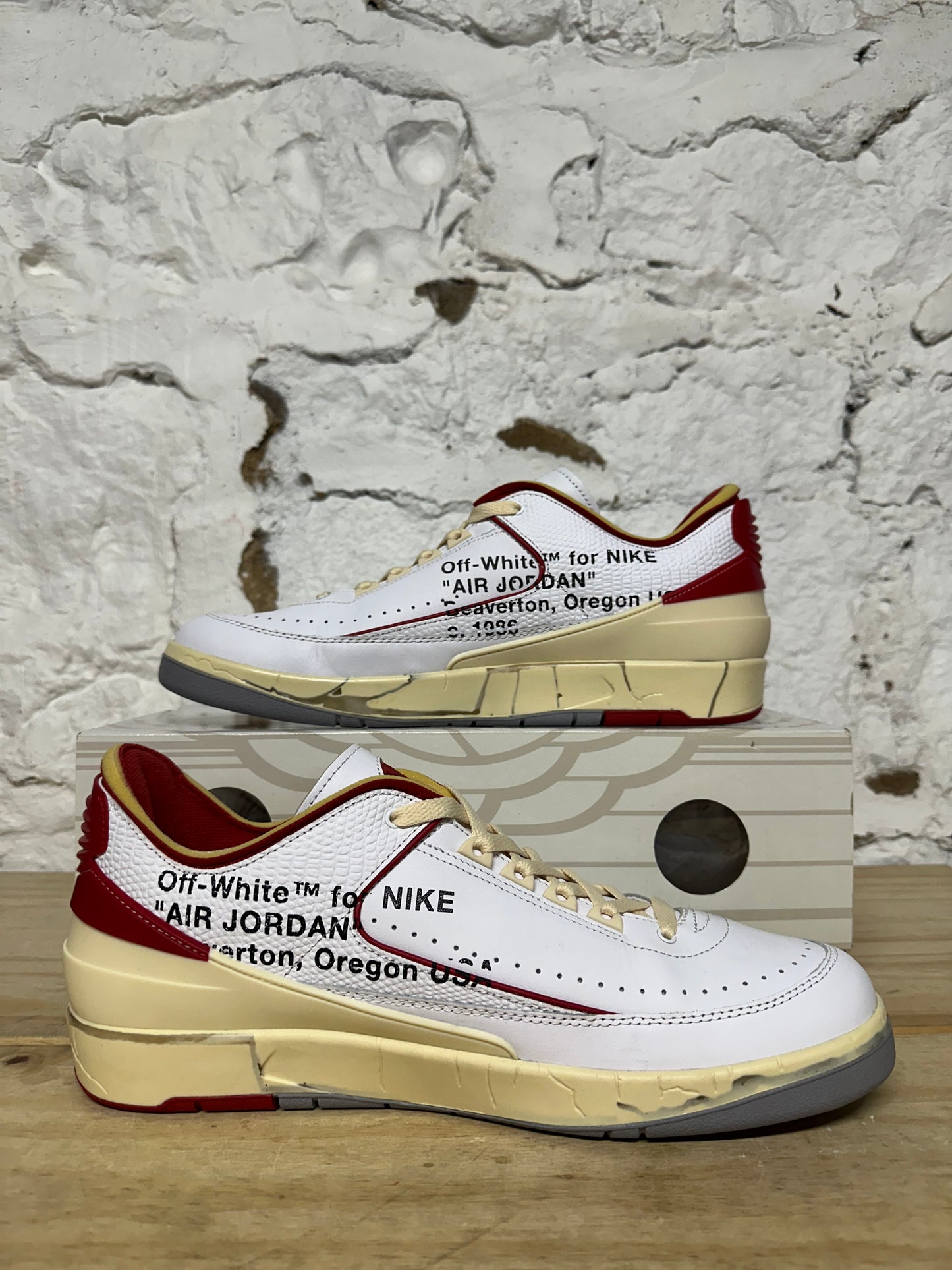 Air Jordan 2 Low Off-White Chicago Sz 12.5