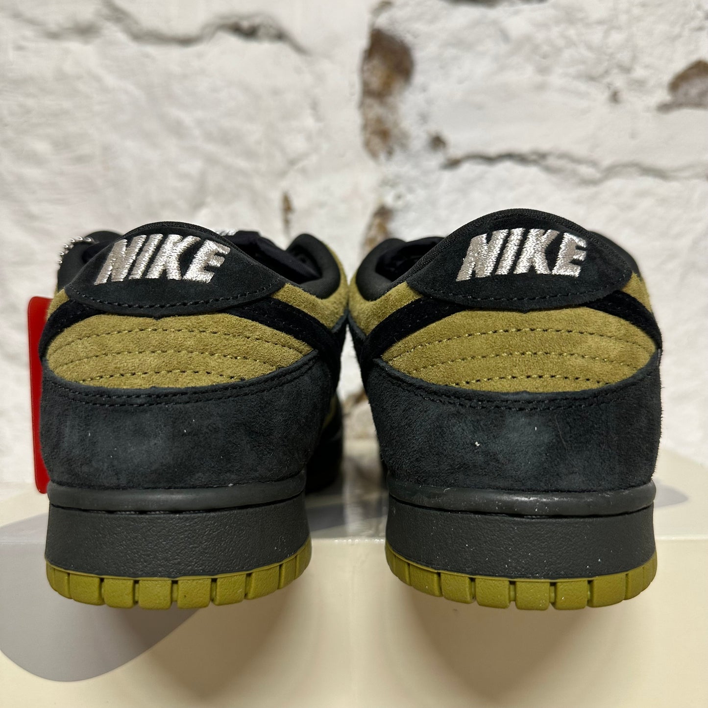 Nike SB Dunk Low Supreme 94 Camper Green Sz 8.5 DS
