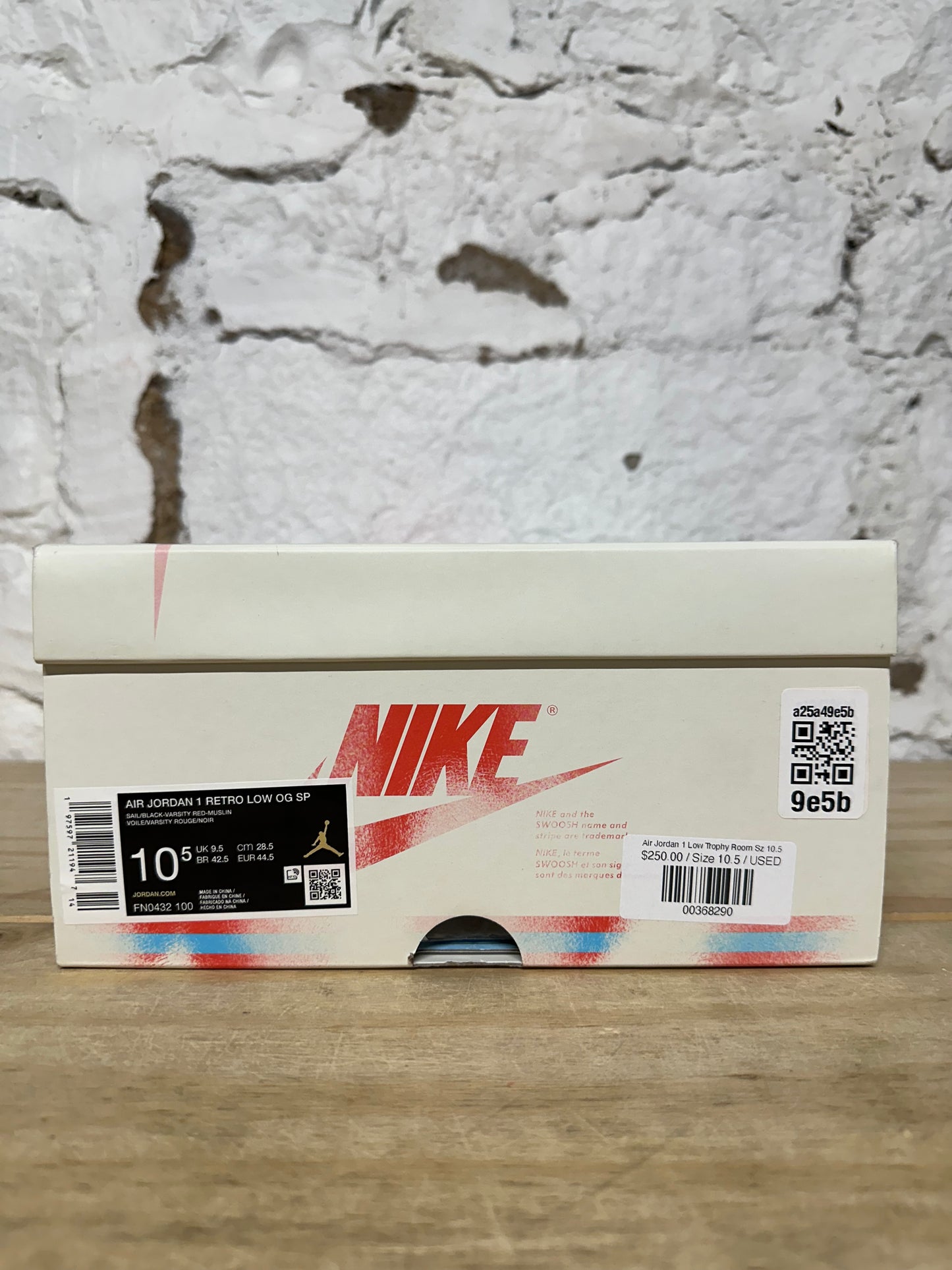 Air Jordan 1 Low Trophy Room Sz 10.5