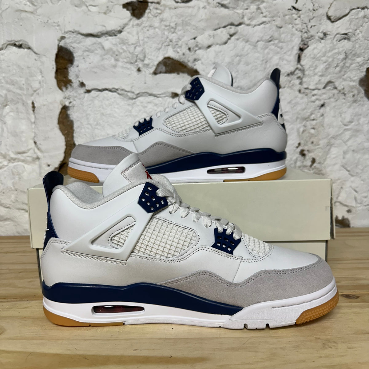 Air Jordan 4 SB Midnight Navy Sz 12 DS